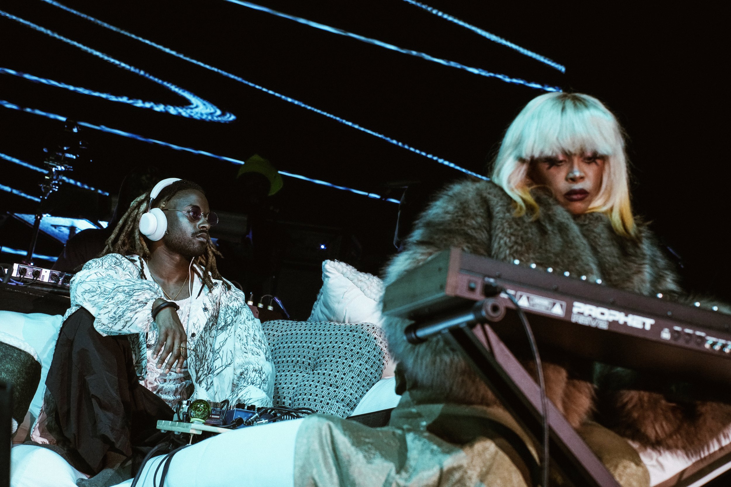 Badu and Alc-18.jpg