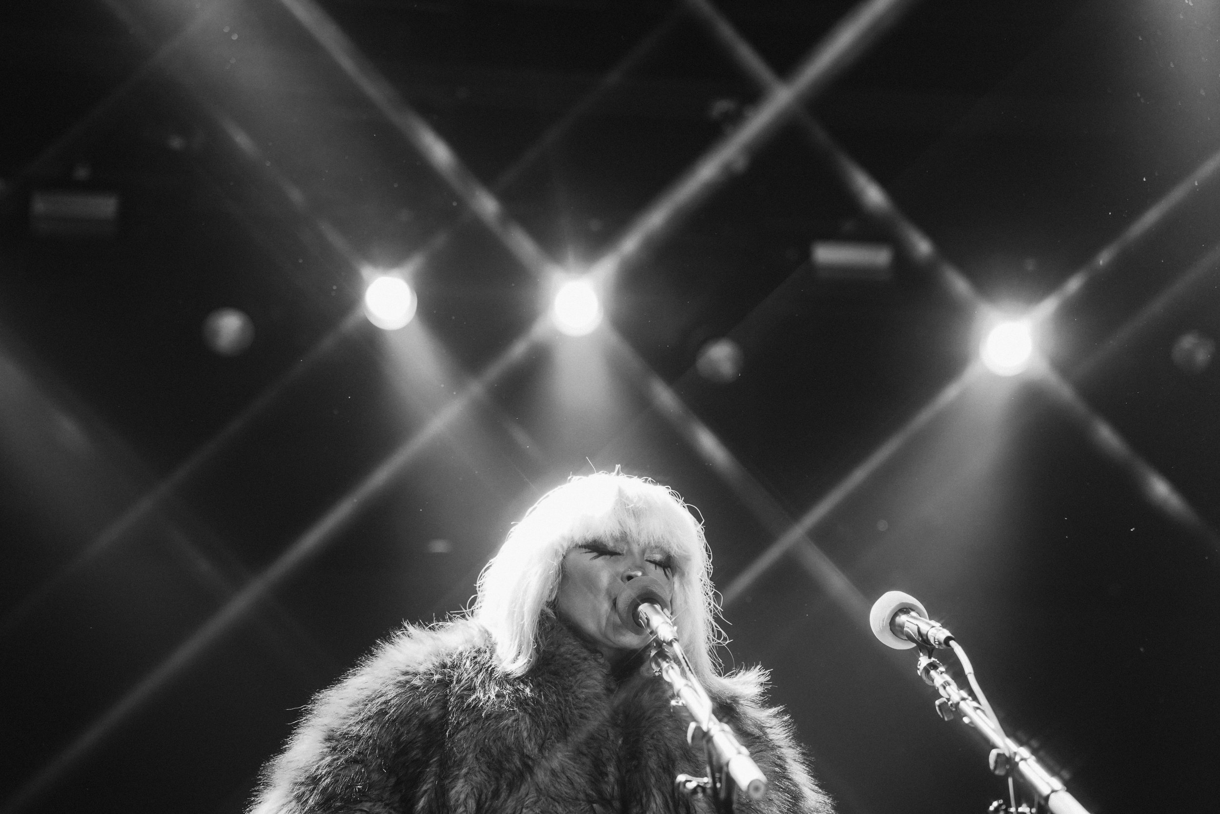 Badu and Alc-20.jpg
