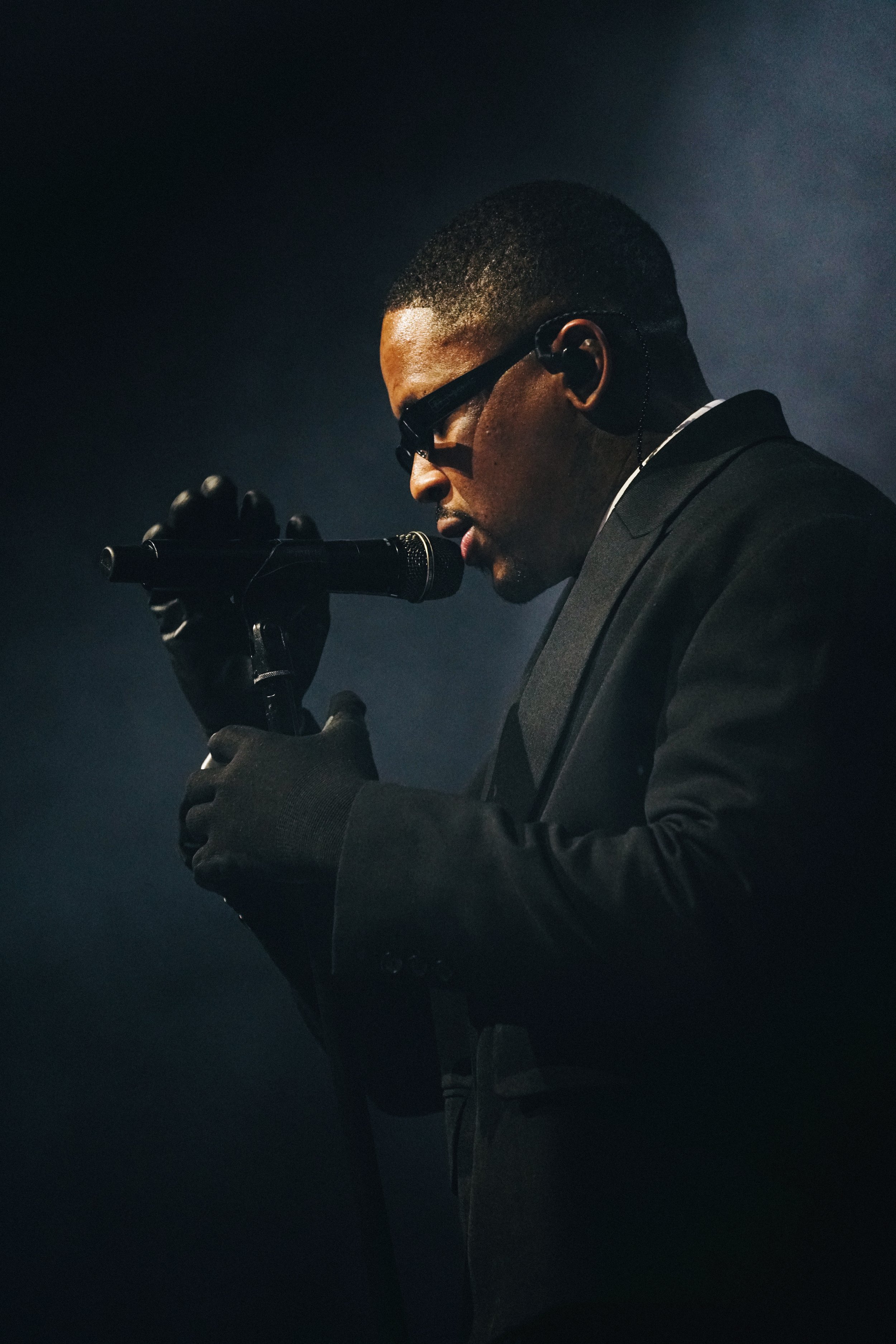  YG 