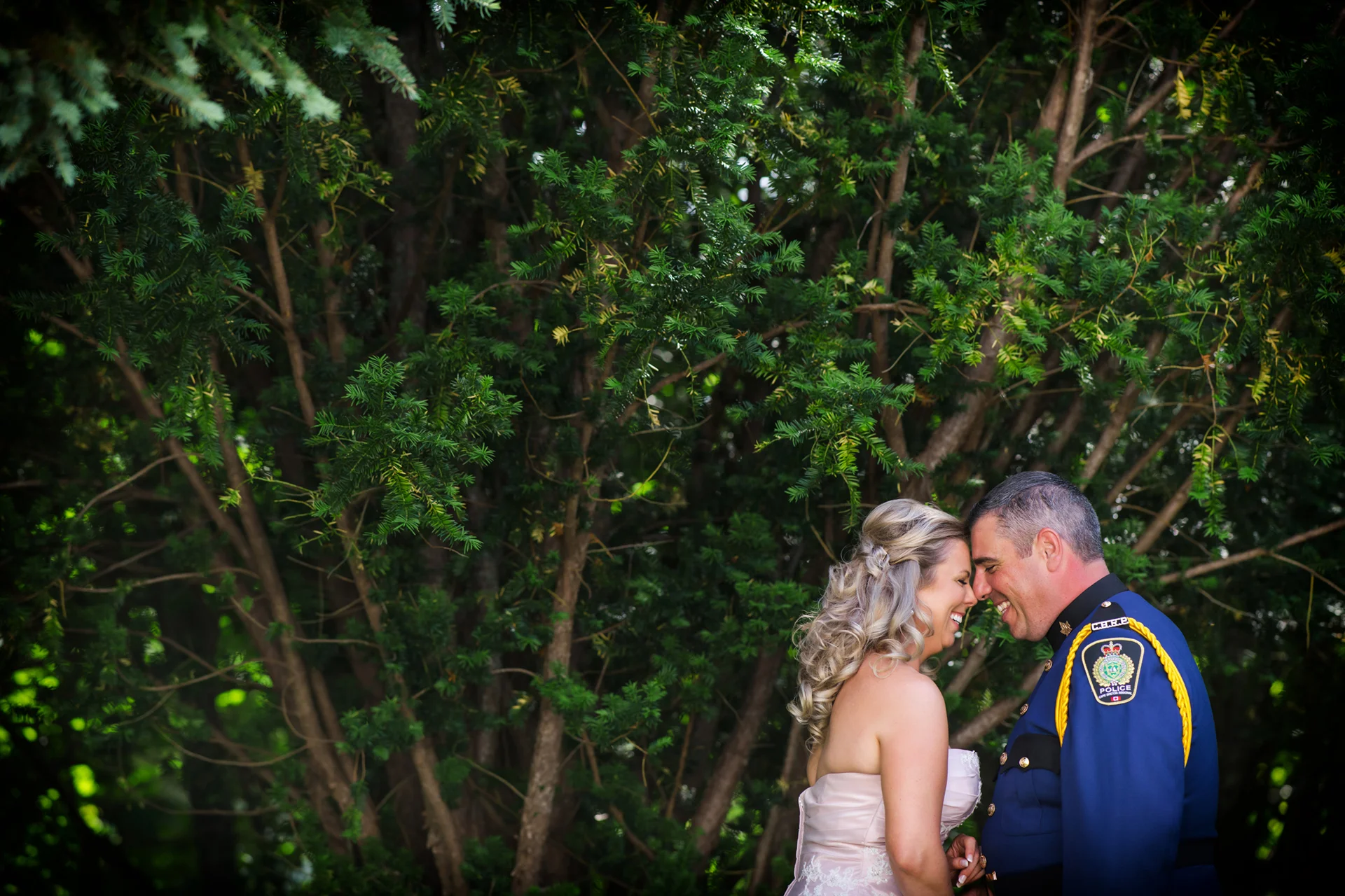 At home backyard wedding ::: Melissa & David