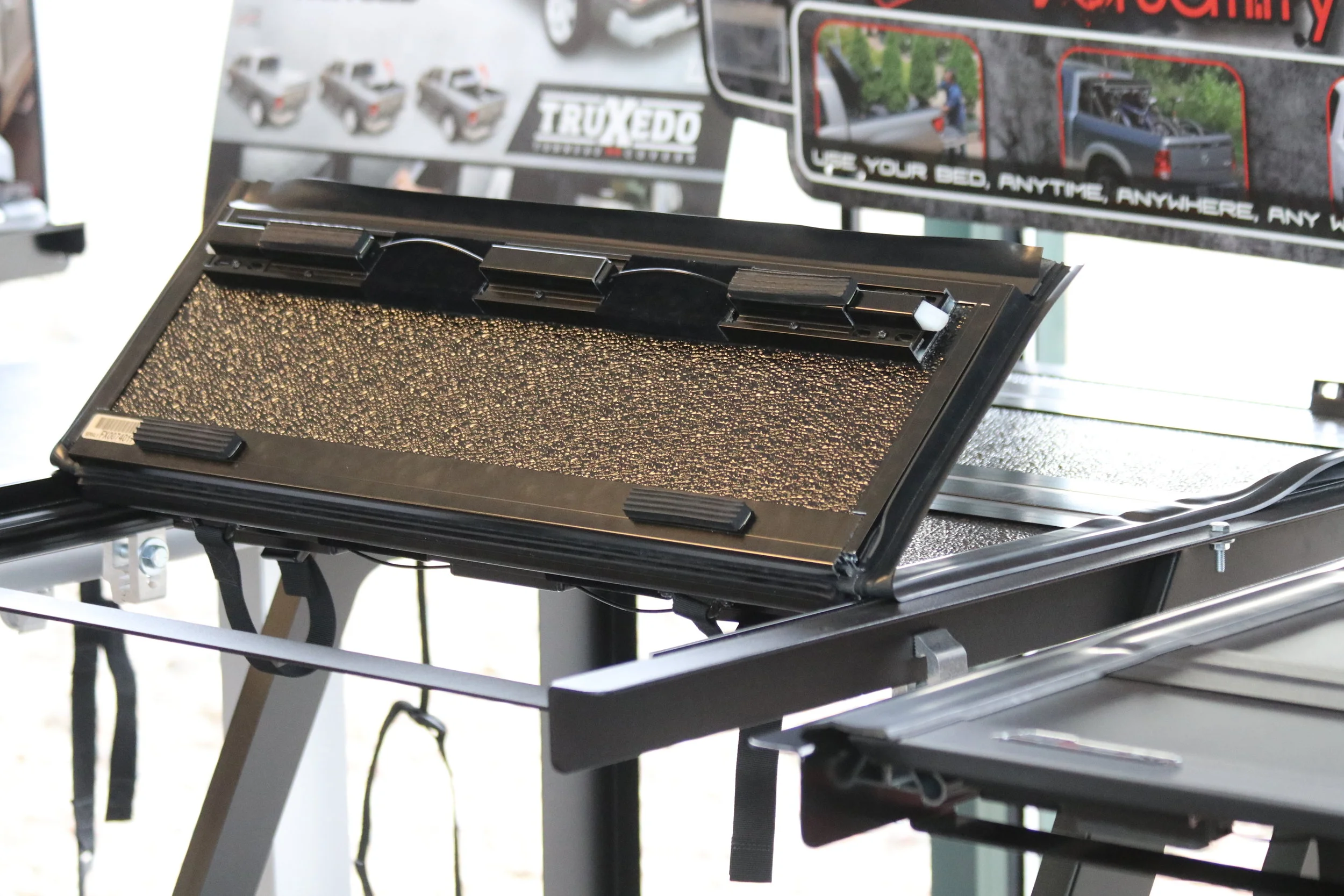 Bed Covers Aerosuds Accessories And Detailing