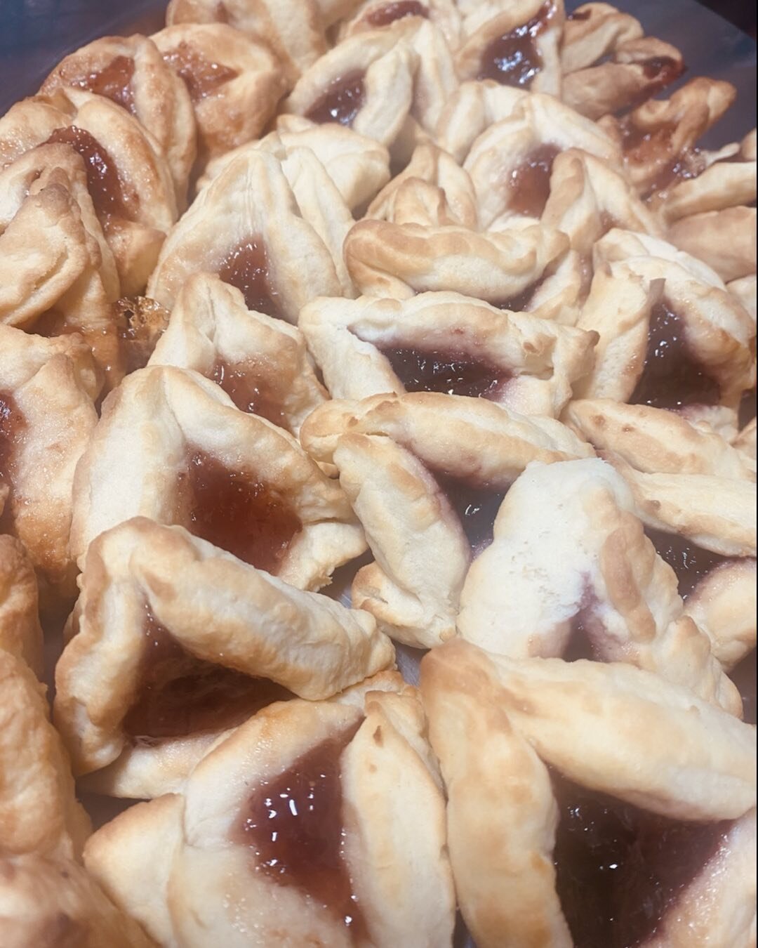 Beit T&rsquo;Shuvah bakers in the kitchen making over 200 Hamantaschen for our Purim celebration tonight. Brings new meaning to &ldquo;I&rsquo;ll eat my hat&rdquo;