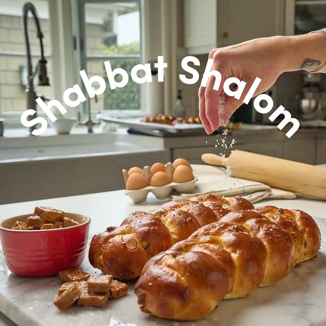 Baking up some Shabbat magic for you! ✨💖

#fridayvibes #shabbatshalom #challah