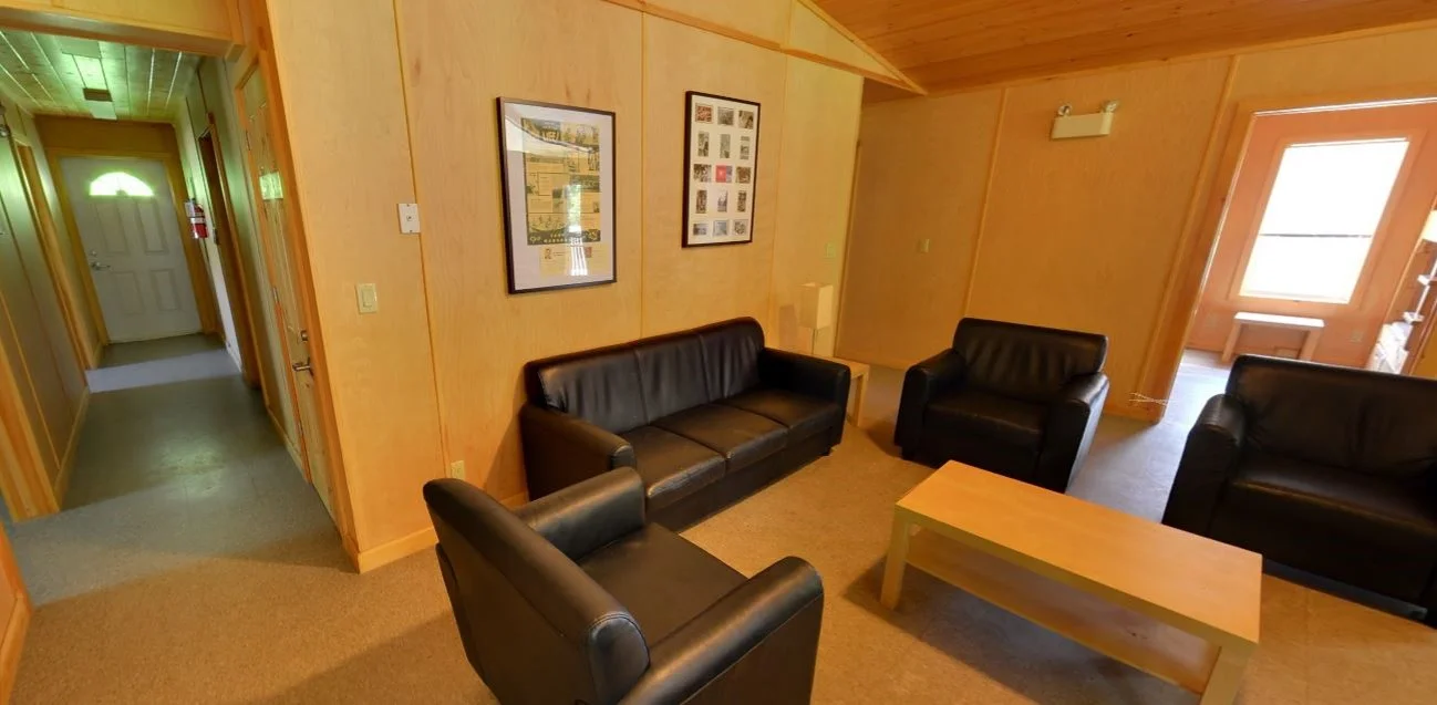 Lodge Lounge.jpg