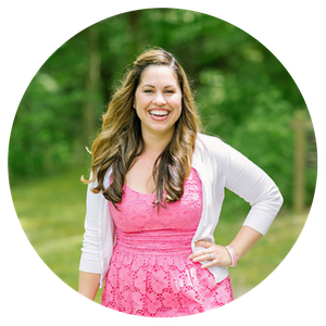 amber-housley-smiling-headshot-pose.png