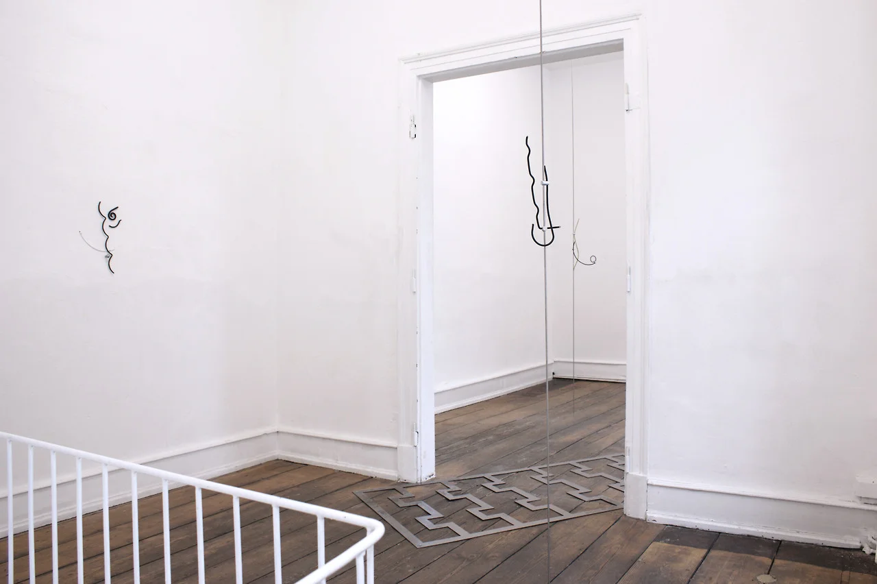 Twin Tone Lustre (installation view), mixed media
