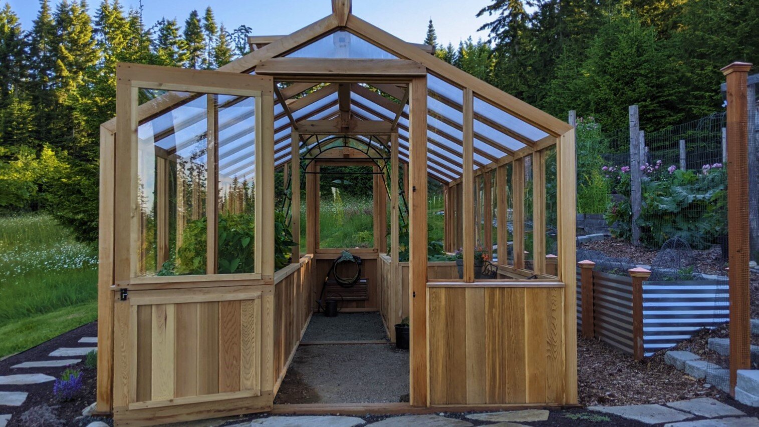 10' FreeStanding Photos — CedarBuilt Greenhouses