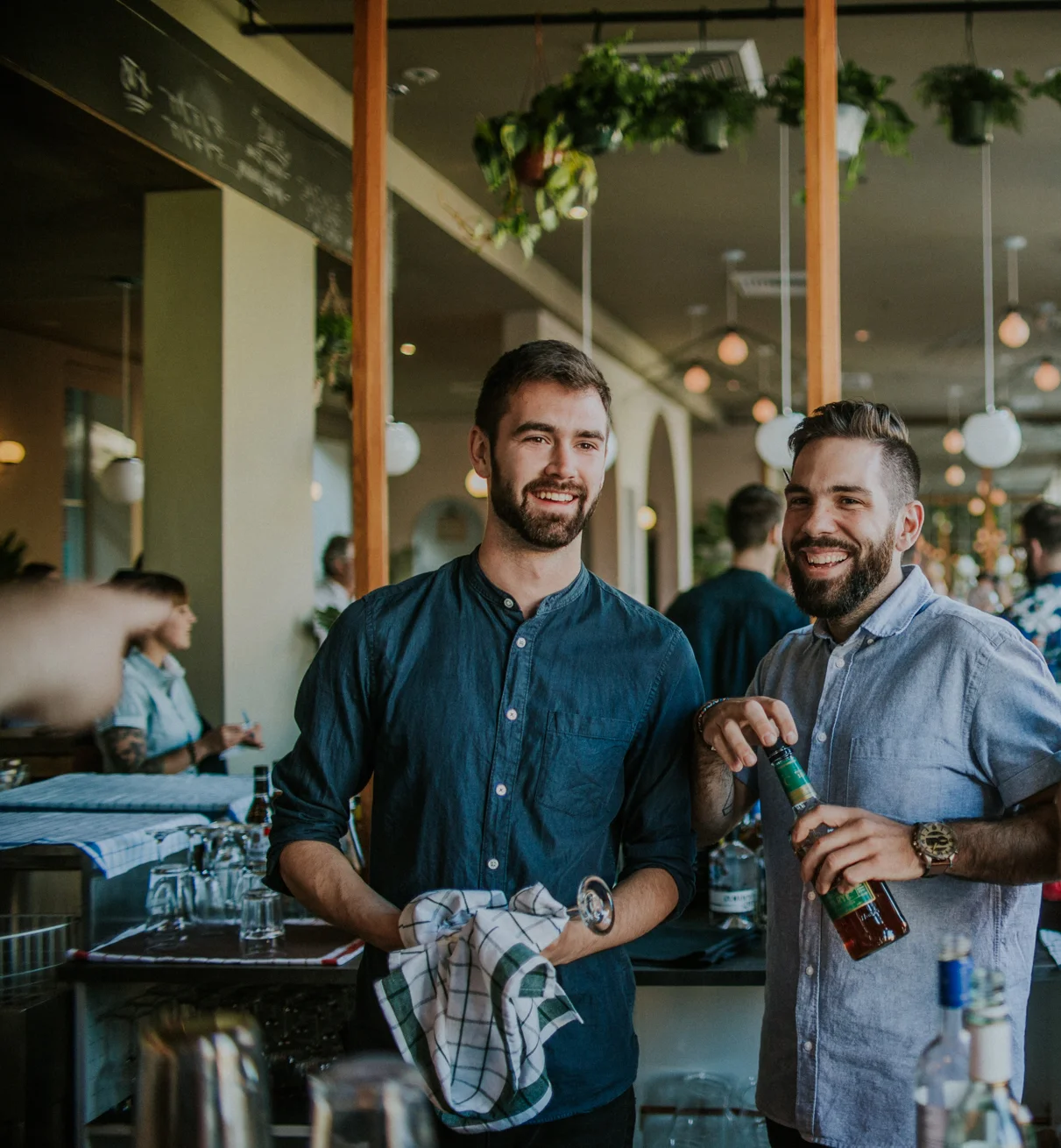 employes-restaurant-buvette-sherbrooke.jpg