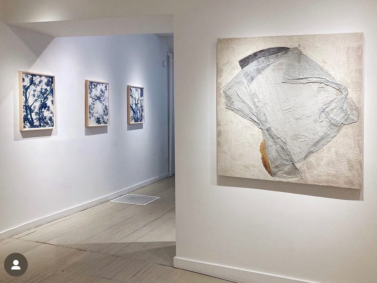 A glimpse of &ldquo;Folded Form I&rdquo; along with Dora&rsquo;s beautiful cyanotypes. 
@dorasomosiphotography 

@carriehaddadgallery 
Opening reception this Saturday, 5-7pm.Swing by if you&rsquo;re in Hudson!