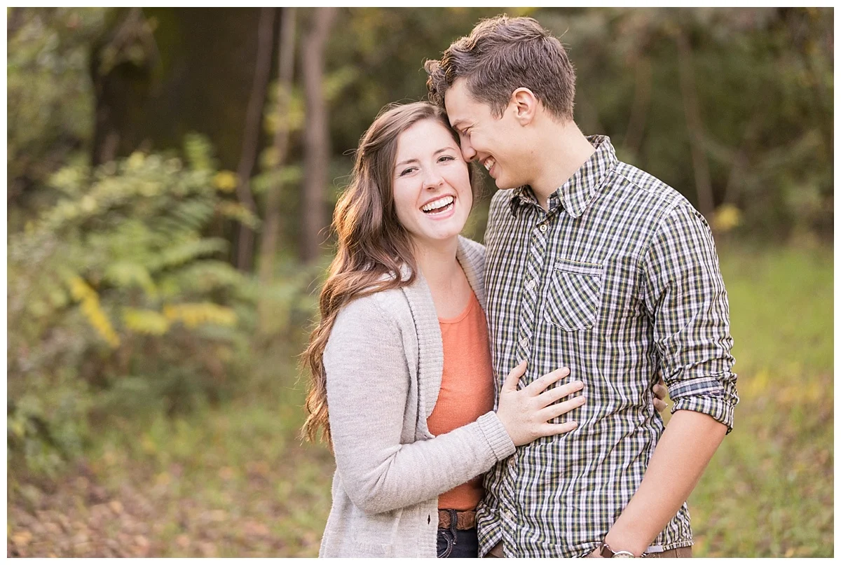 Tree-Farm-Engagement-Photos_0015.jpg