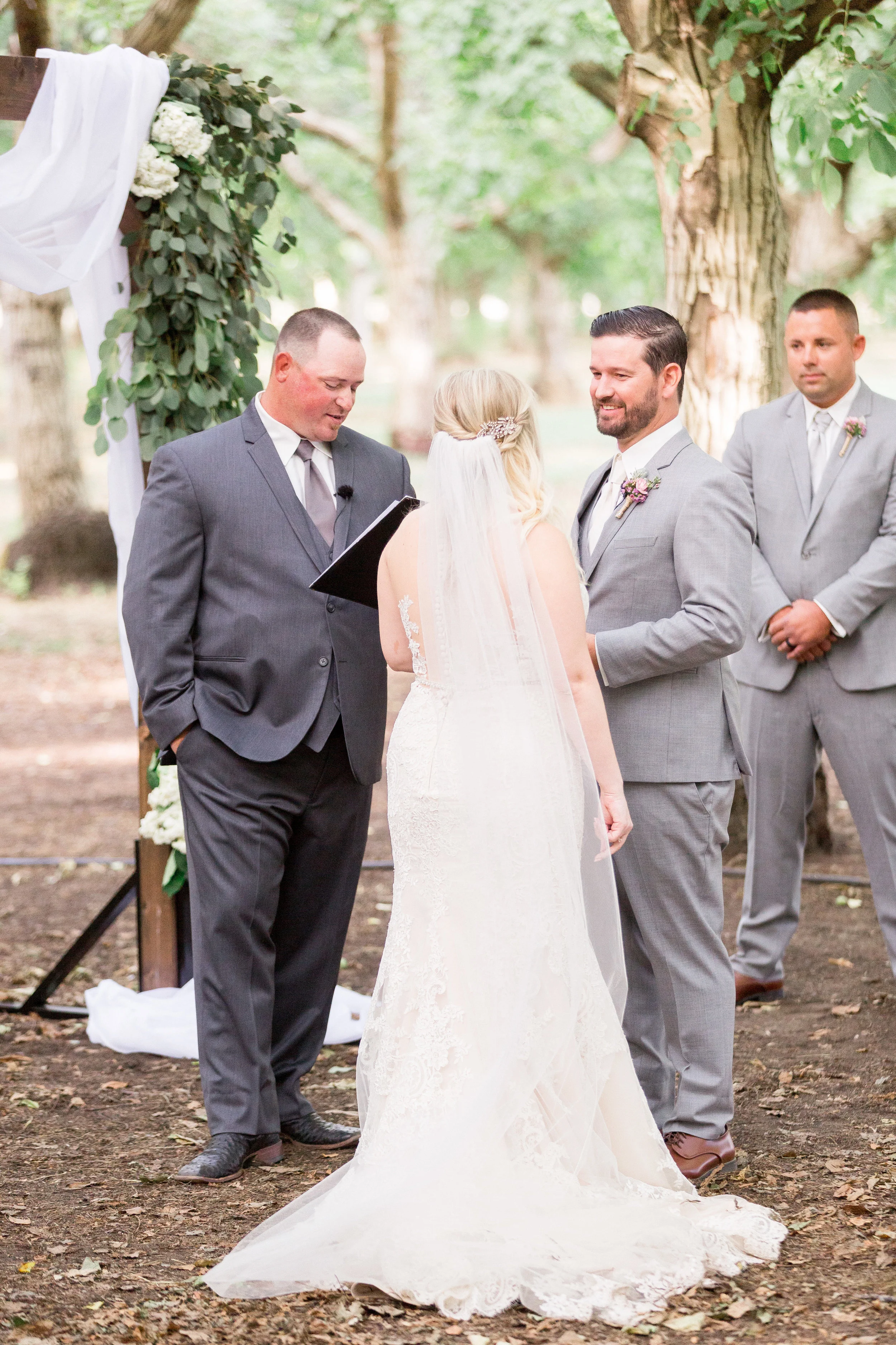 Knights-Landing-Ca-Wedding-Photos (115 of 152).jpg