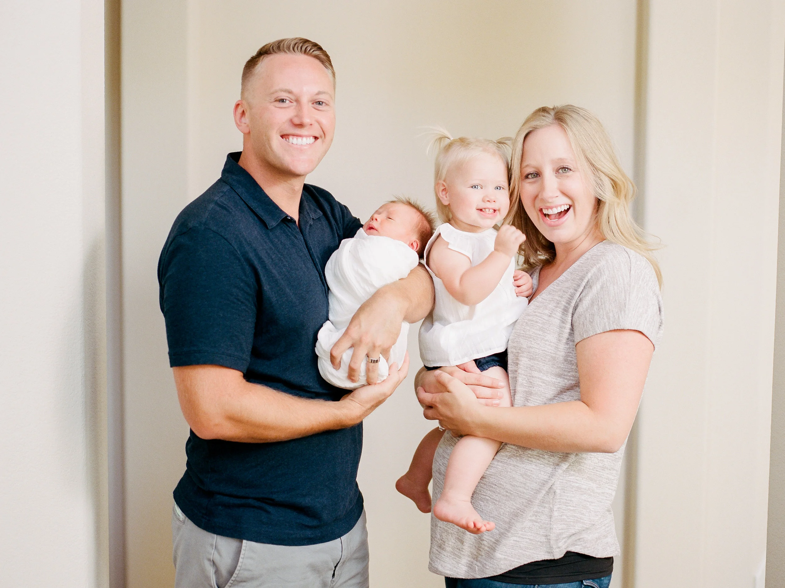 sacramento-newborn-lifestyle-photographer-31.jpg