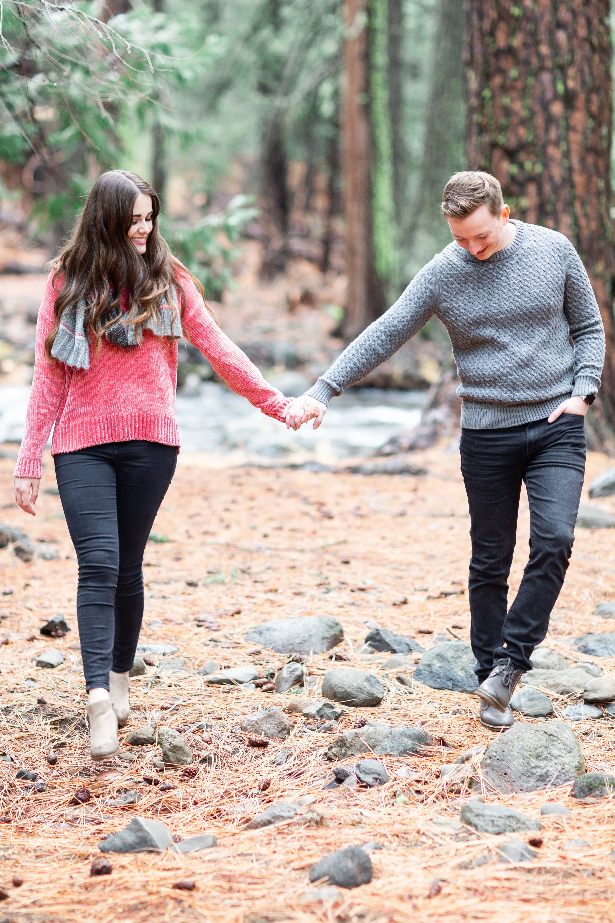 Butte-Meadows-Winter-Engagement-Photos (82 of 83).jpg