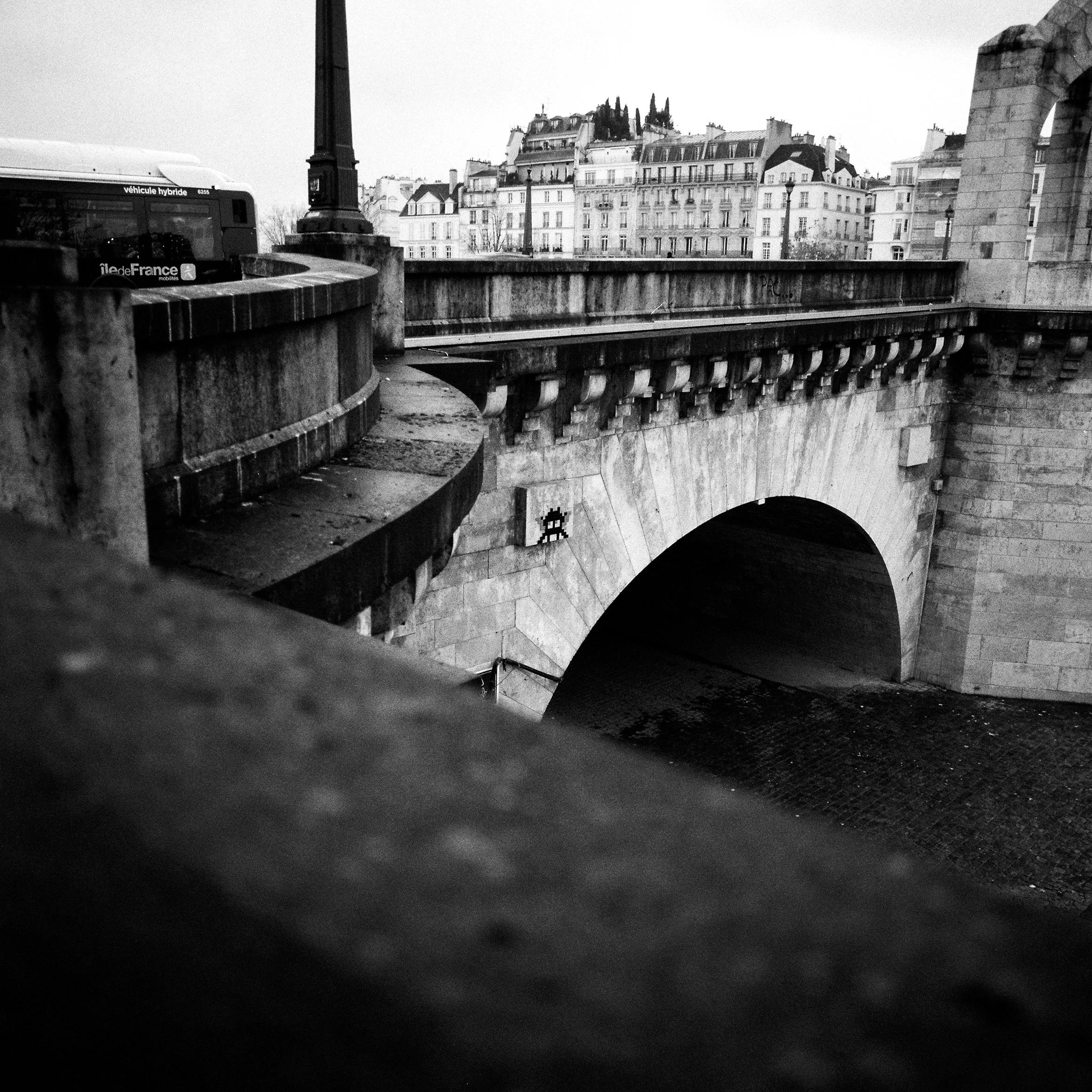 Paris Hasselblad B&W-0020.jpg