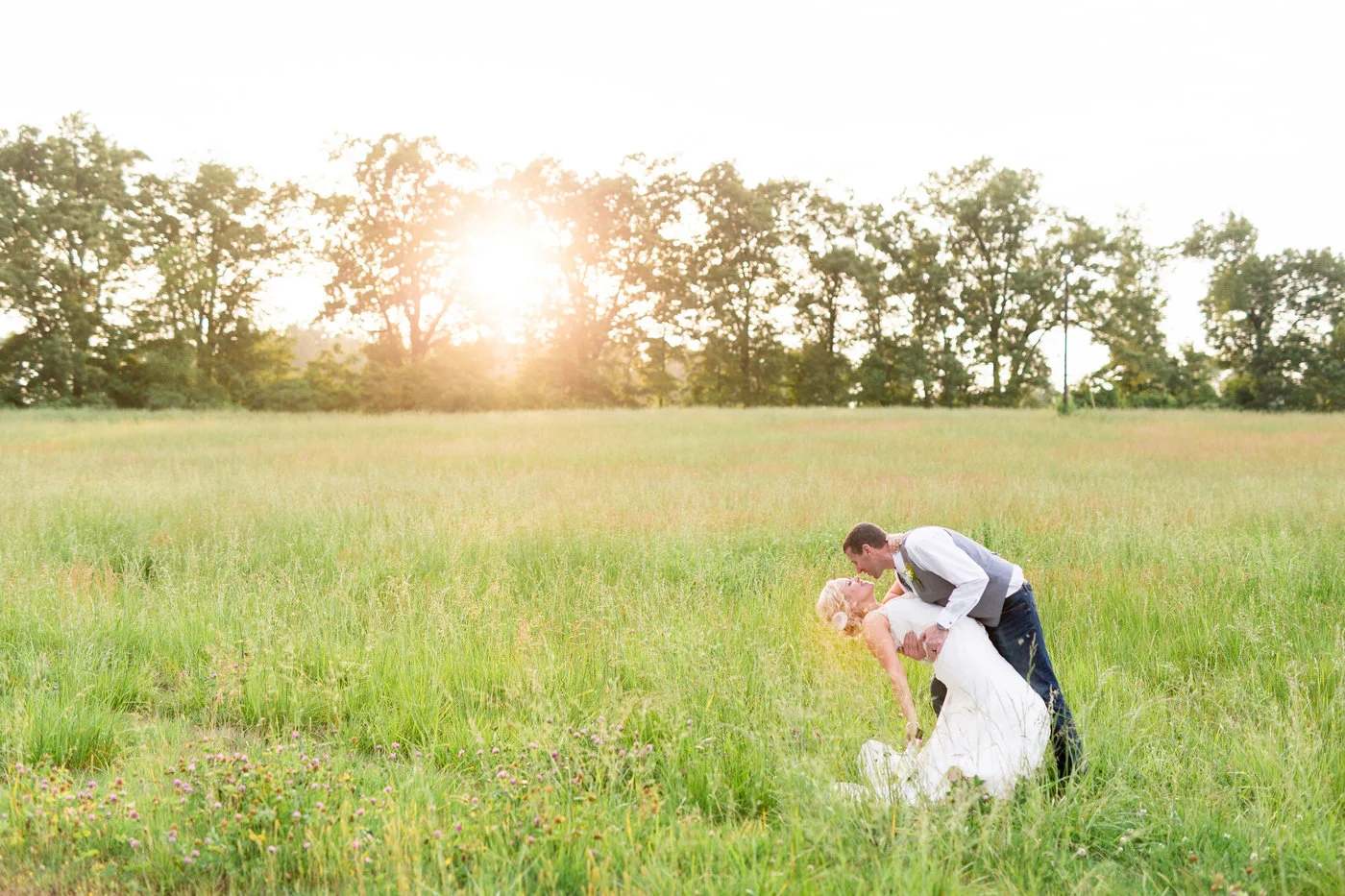 Murray-Kentucky-Rainy-Classic-Rustic-Wedding-Photos.jpg