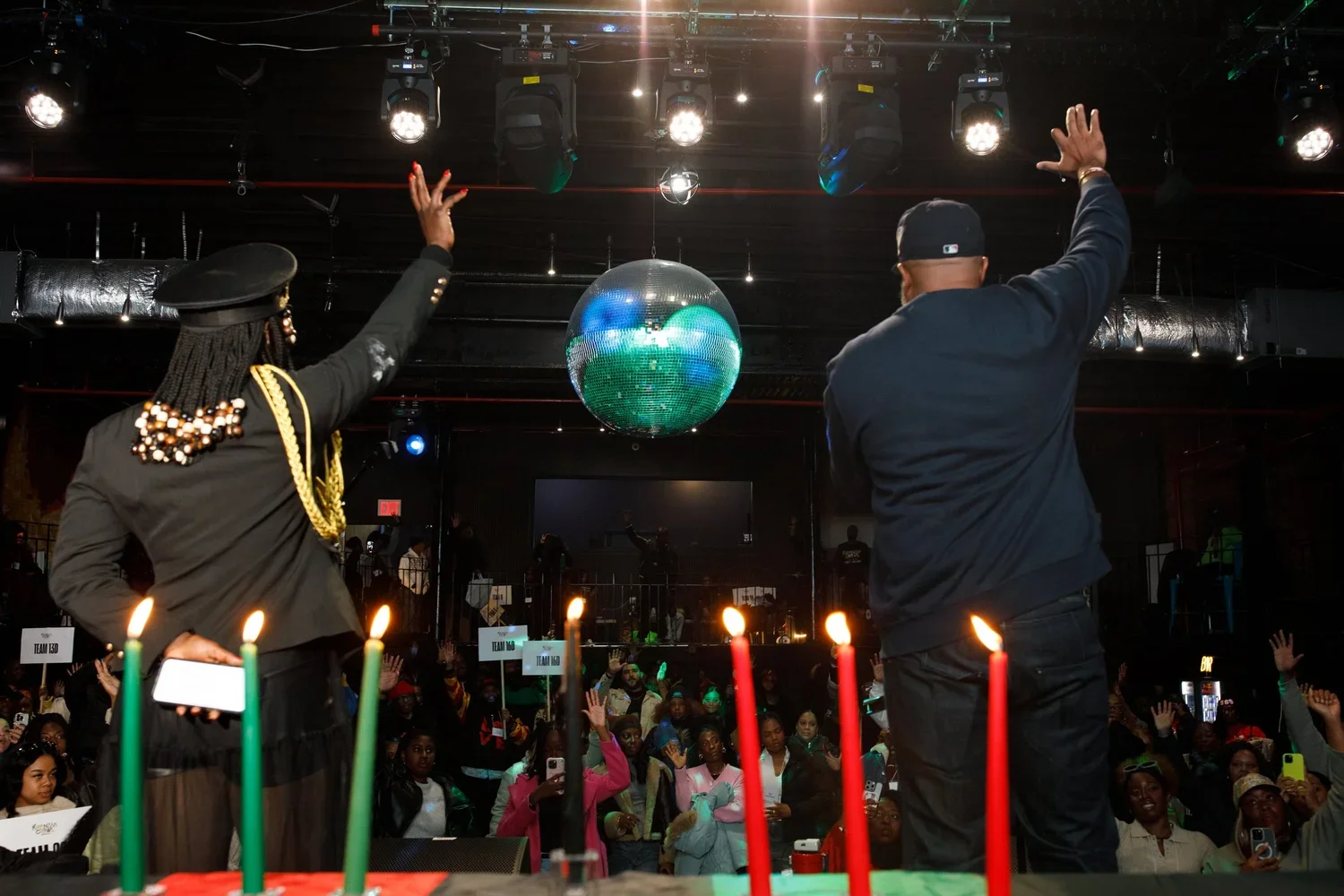 brian-fraser-kwanzaa-crawl-24-7006.webp