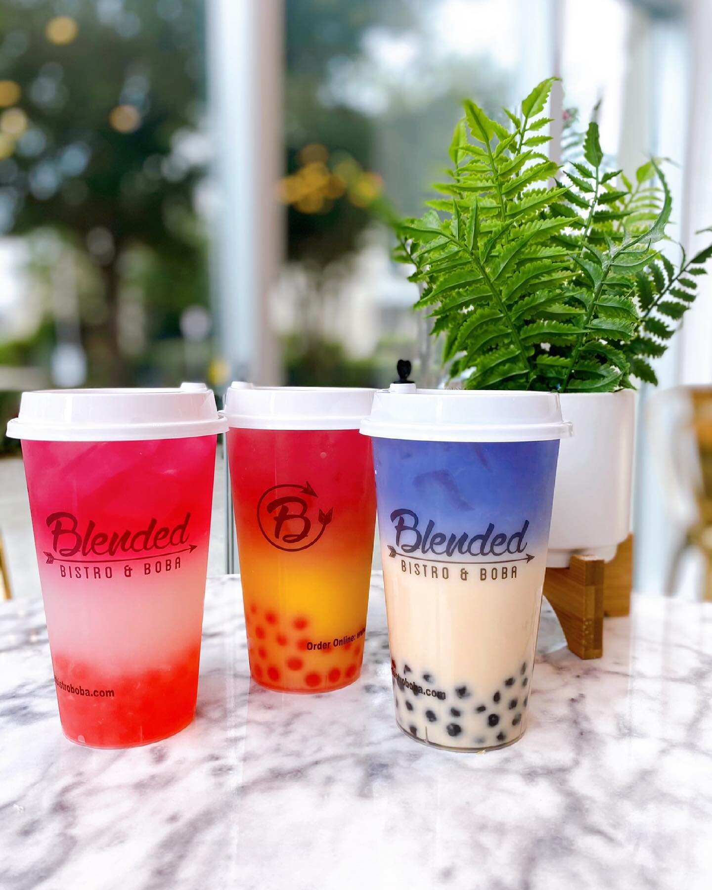 Butterfly Tea Collection - Summer 2021

Left to Right:
Pink Paradise - Lemon Tea w/ 🦋 Tea
Tropical Sunset - Orange Tea w/ 🦋 Tea
Blue Moon - Honey Milk Tea w/ 🦋 Tea
Lets butterfly changes your &ldquo;life color&rdquo;. 

Which one are you trying fi