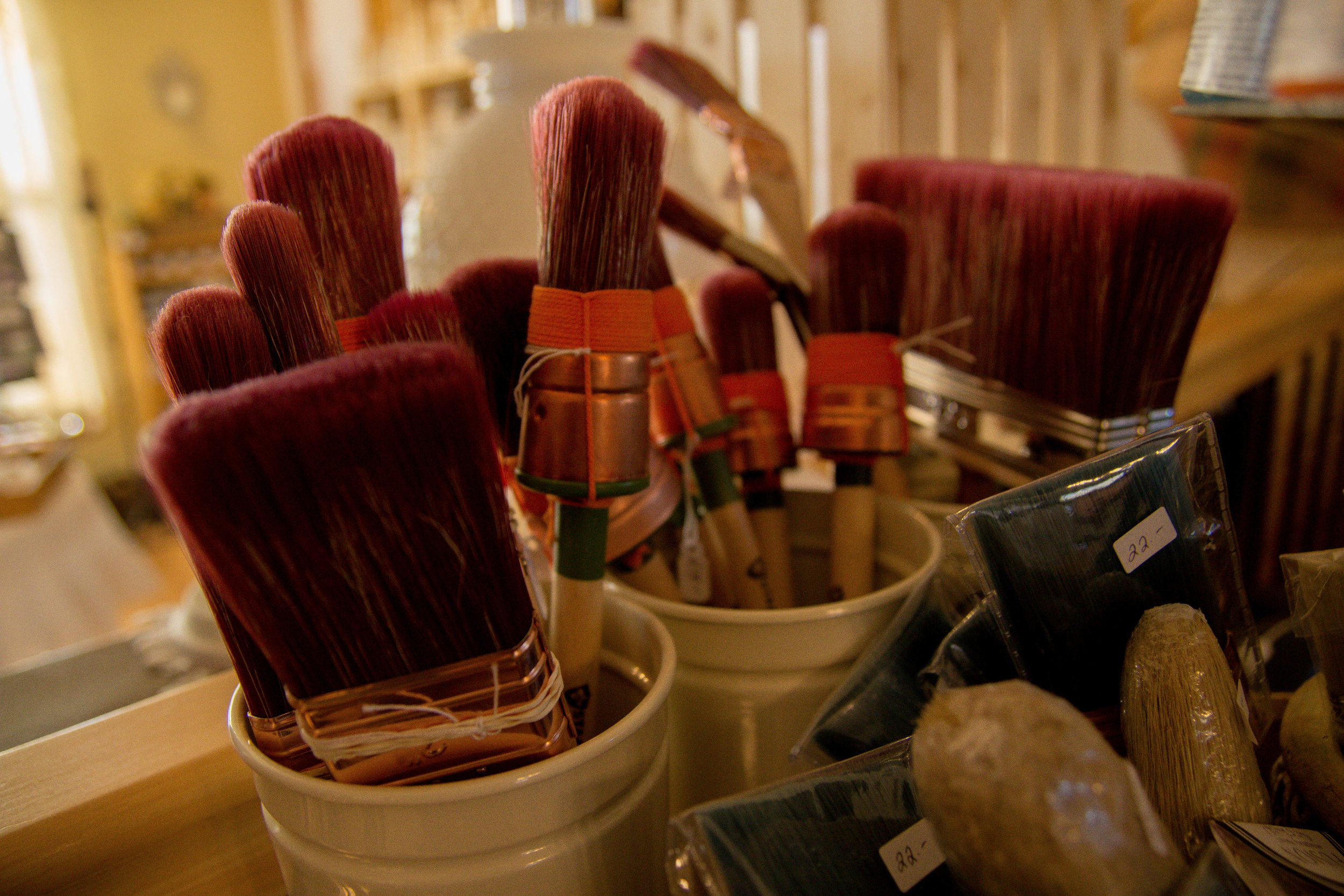 Fusion Mineral and other paint brushes available