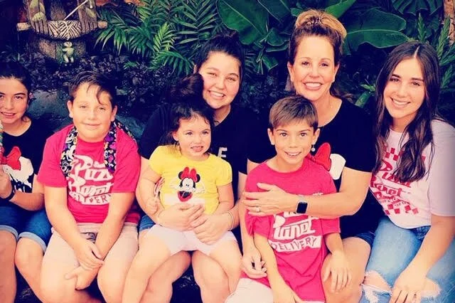 Episode 44: Foster Mom &amp; Author Keri Vellis 
