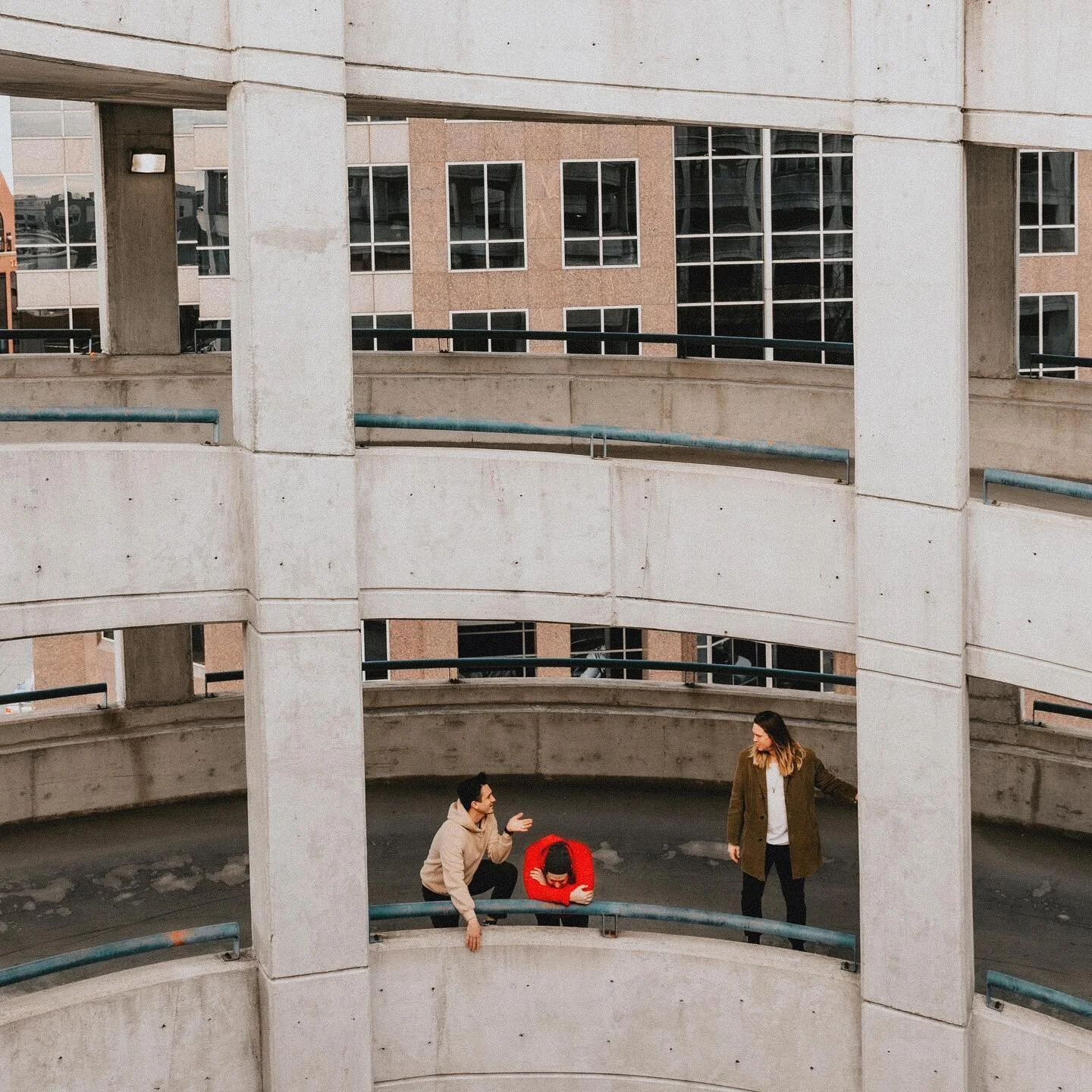 What are we talking about? 
&bull;
&bull;
@imthebirdie 📸
&bull;
&bull;
#altpop #alternative #modsun #twentyonepilots #indiepop #emopop #emo #spotify #applemusic