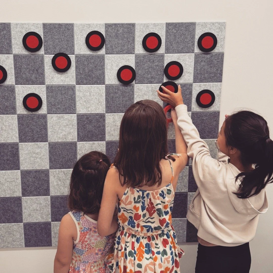 Because of YOUR generosity, our Learning Commons now features these incredible felt wall games that are making a real difference for our K-5 students every single day!
Your donations are:
✨ Giving kids healthy movement breaks
✨ Teaching strategic thi