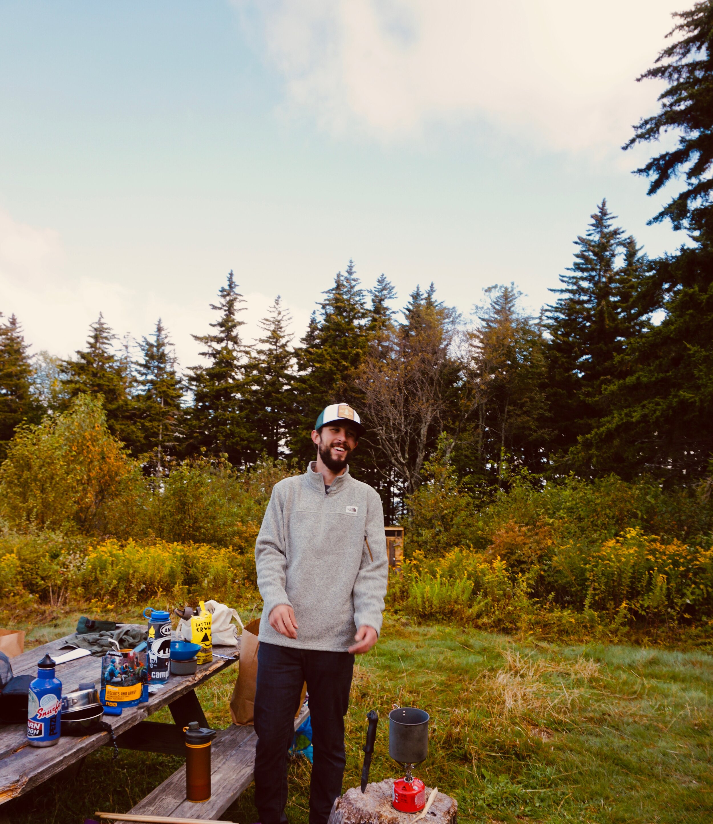 Featured Clothing: Men’s North Face Sherpa Patrol 1/4 Zip Snap, Pistil Burnside Cap, and Prana Bridger Jeans Featured Gear/Products: Battenkill Crumble, Grayl GeoPress Purifier, Mountain House- Biscuits and Gravy, MSR Pocket Rocket, Nalgene, and 32 oz Klean Kanteen