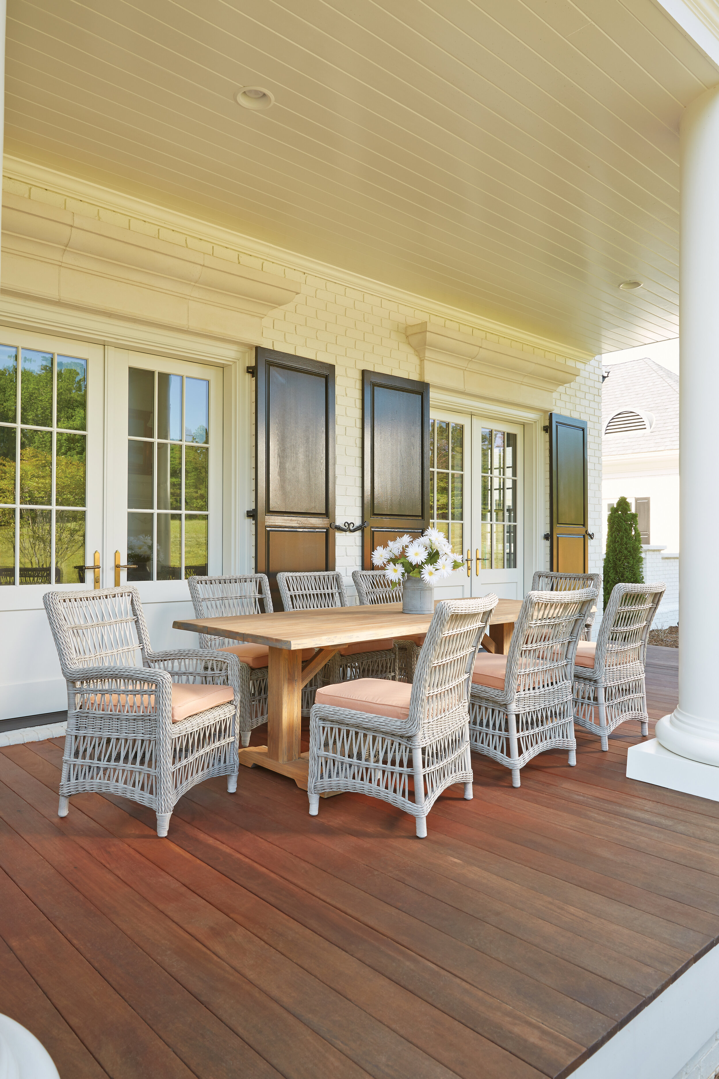 Mackinac-LiveEdgeDining-porch-angle-V-300dpi.jpg