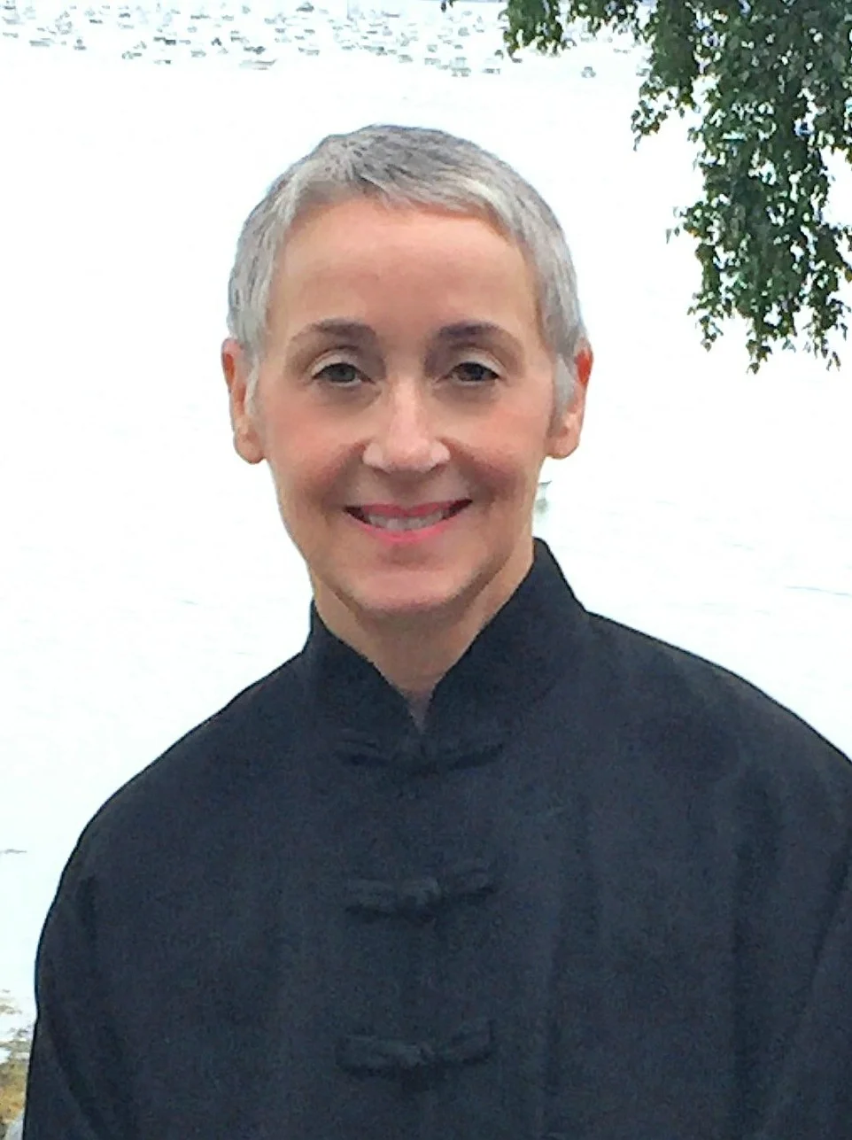 Ellen Website picture cropped.jpg