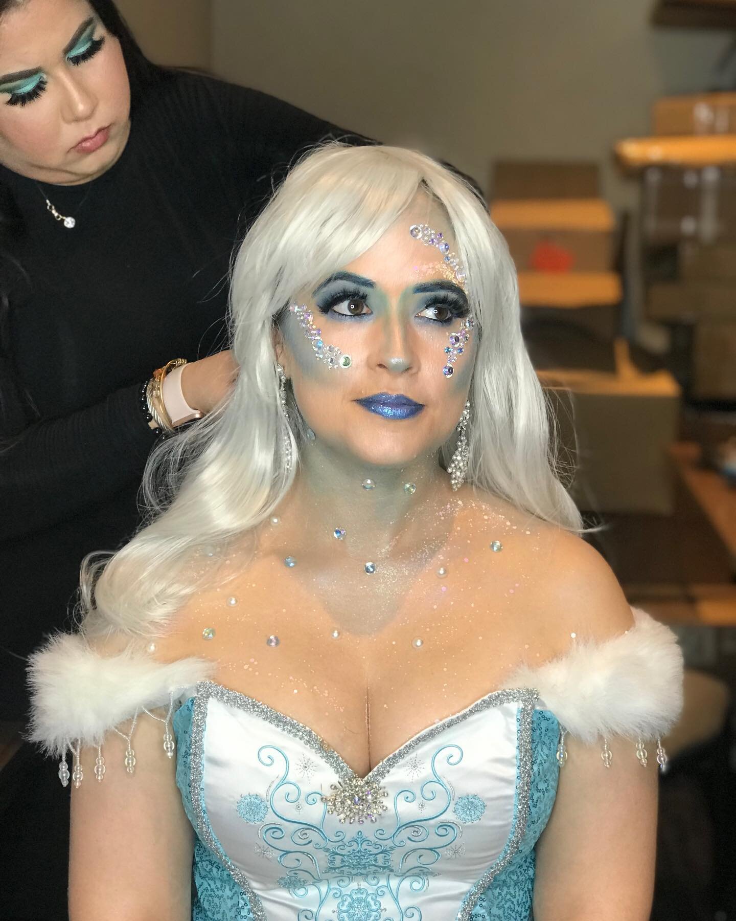 Being transformed into an Ice Queen for my electric violin performance of Dance of the Sugar Plum Fairy. Incredible makeup artist @beautybyclaudia_888