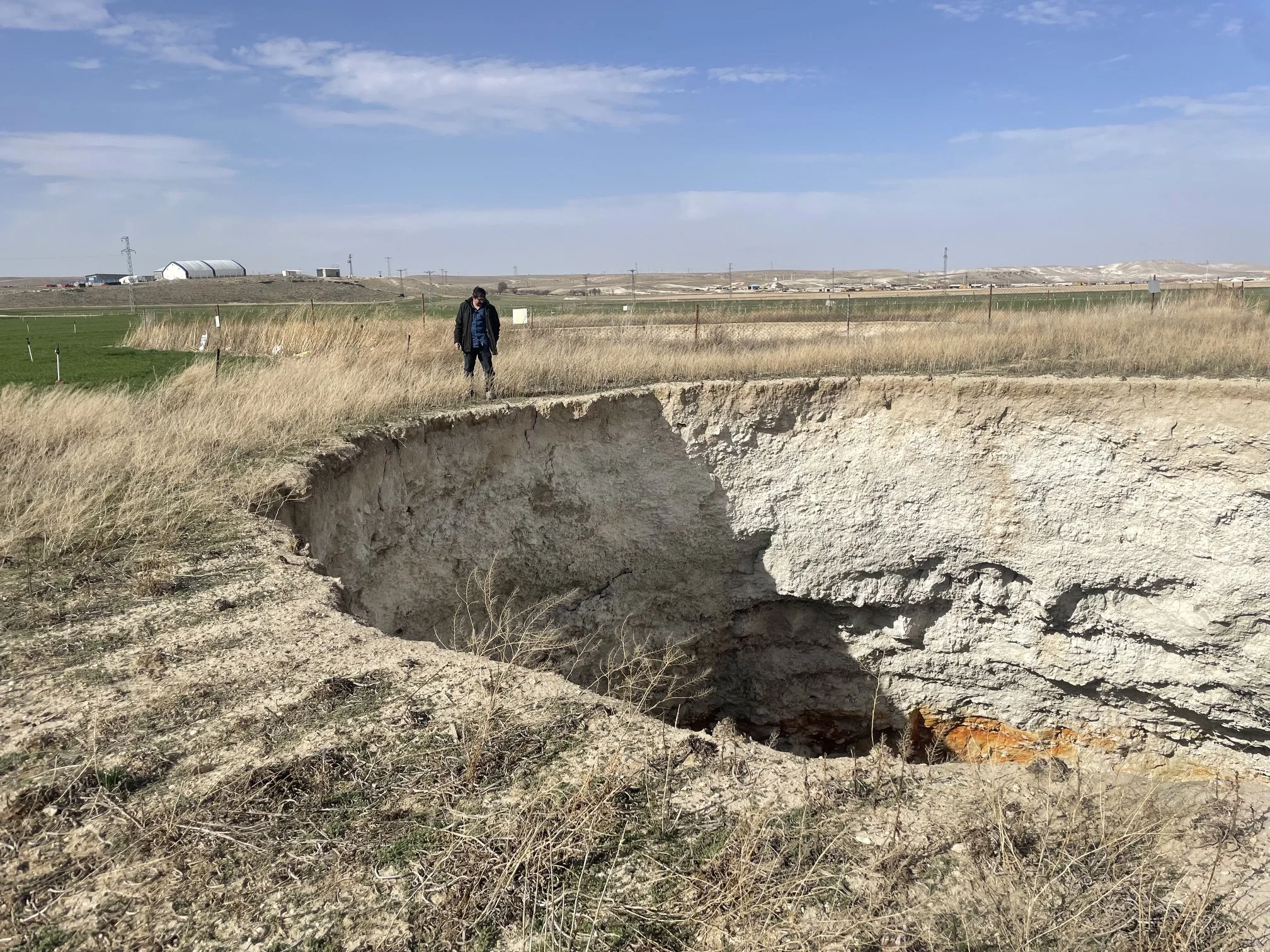 Droughts are transforming the Turkish landscape with massive sinkholes (BBC Future)