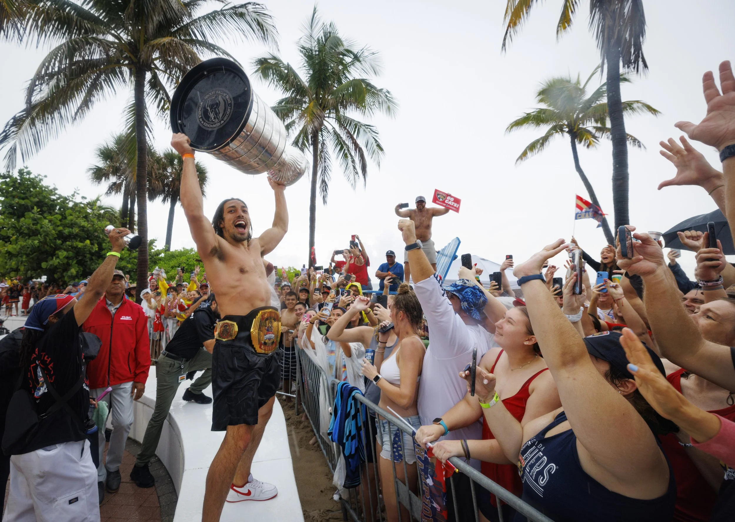 PANTHERS PARADE AS 570.JPG