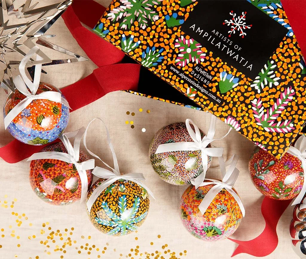 6 Pack Christmas Baubles - AMPILATWATJA