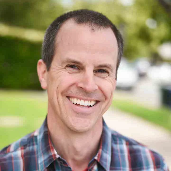 ANDREW BOYLE CERTIFIED GYROTONIC® / GYROKINESIS® TECHNIQUE Andrew has enjoyed the pleasures of working with and being a component in developing the health and well being of his clients. He comes from an extensive performance background in dance, theatre, and voice. Classically trained in ballet, modern, and jazz, he discovered Susan Klein Release Technique, Feldenkrais, Alexander Technique, yoga, breath work, and meditation along the way. Andrew came to GYROTONICS in 1995, studying and training exclusively for two years under founder Julio Horvath, and mentor Master Trainer Leda Franklin on the machines and in GYROKINESIS. Today, Andrew works with clients to help them move toward a pain free day to day experience, bring awareness to the habits that can plague each of our bodies, and introduce the movements and tools to build the strength and flexibility needed to manage in today's world.