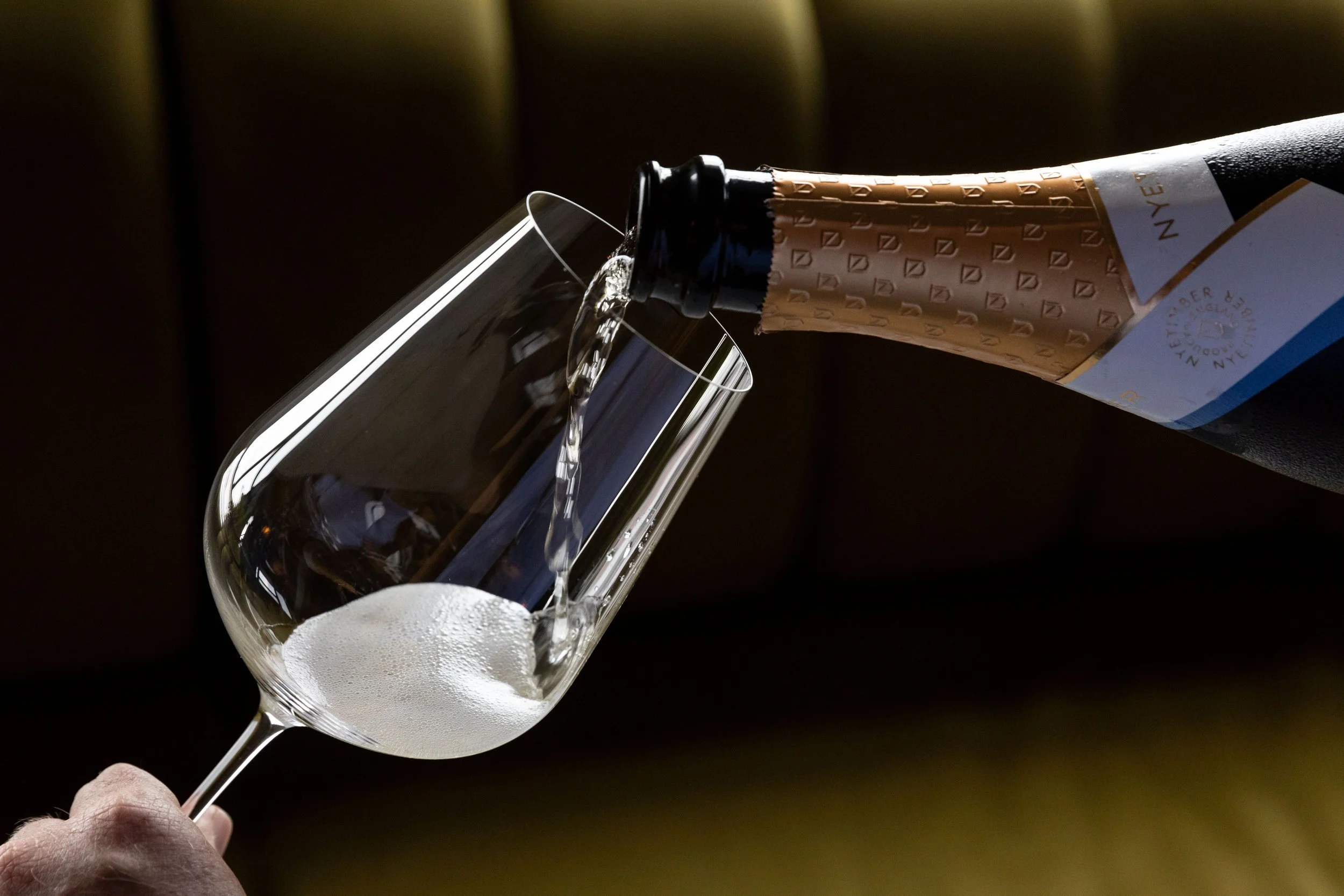 Size can matter when it comes to lasting bubbles