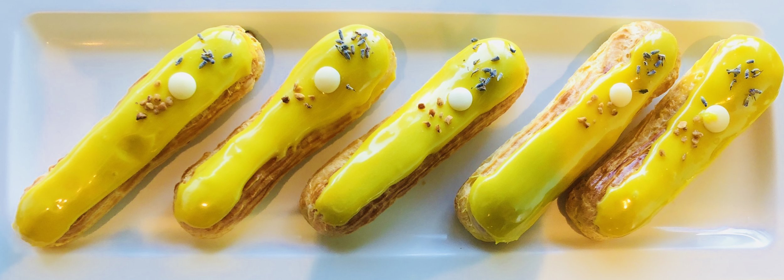 Eclair Cafe