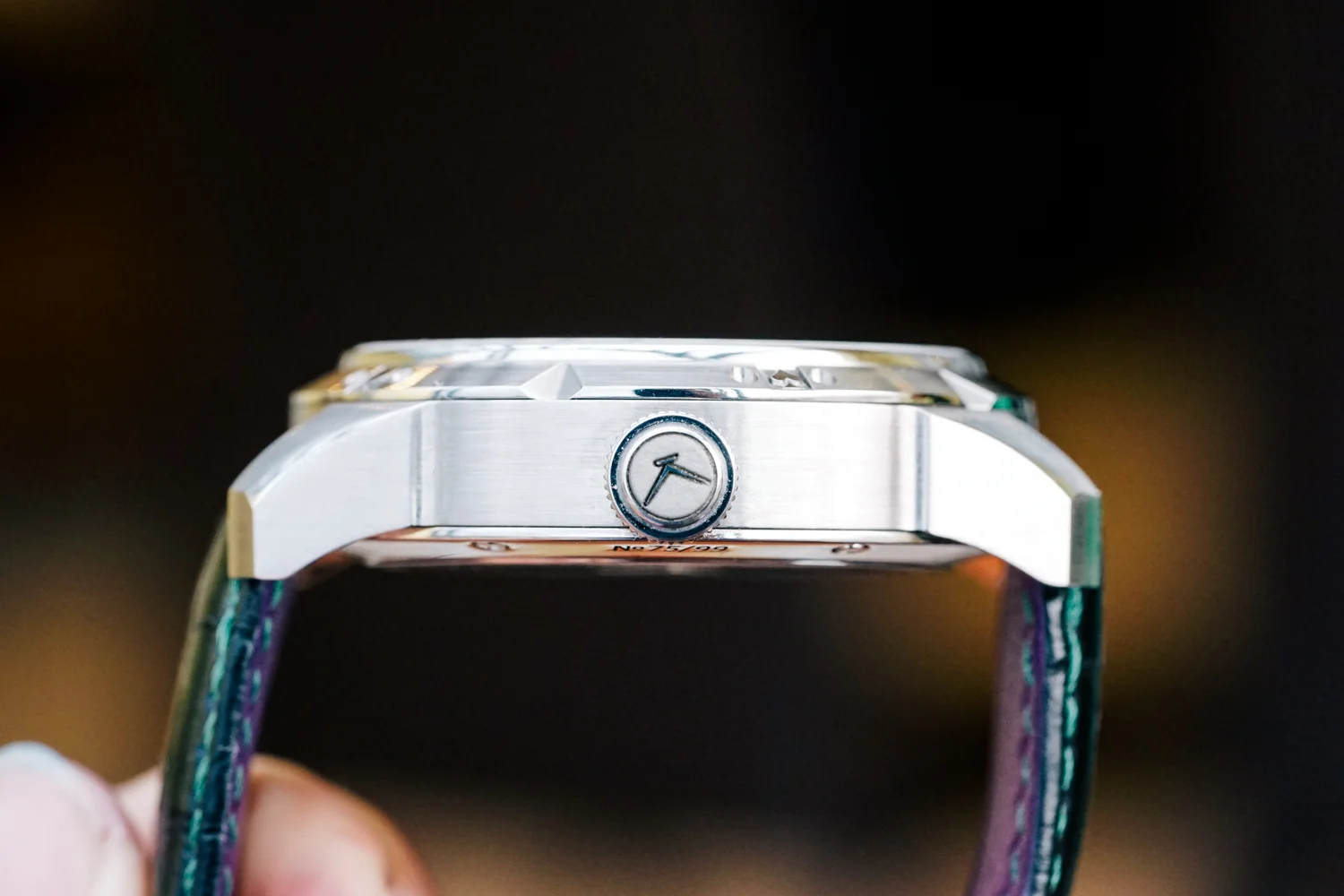 Konstantin-Chaykin-Joker-crown