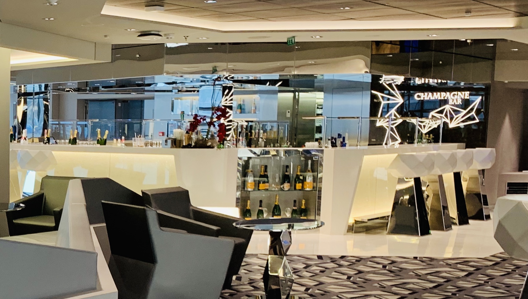The lovely champagne bar