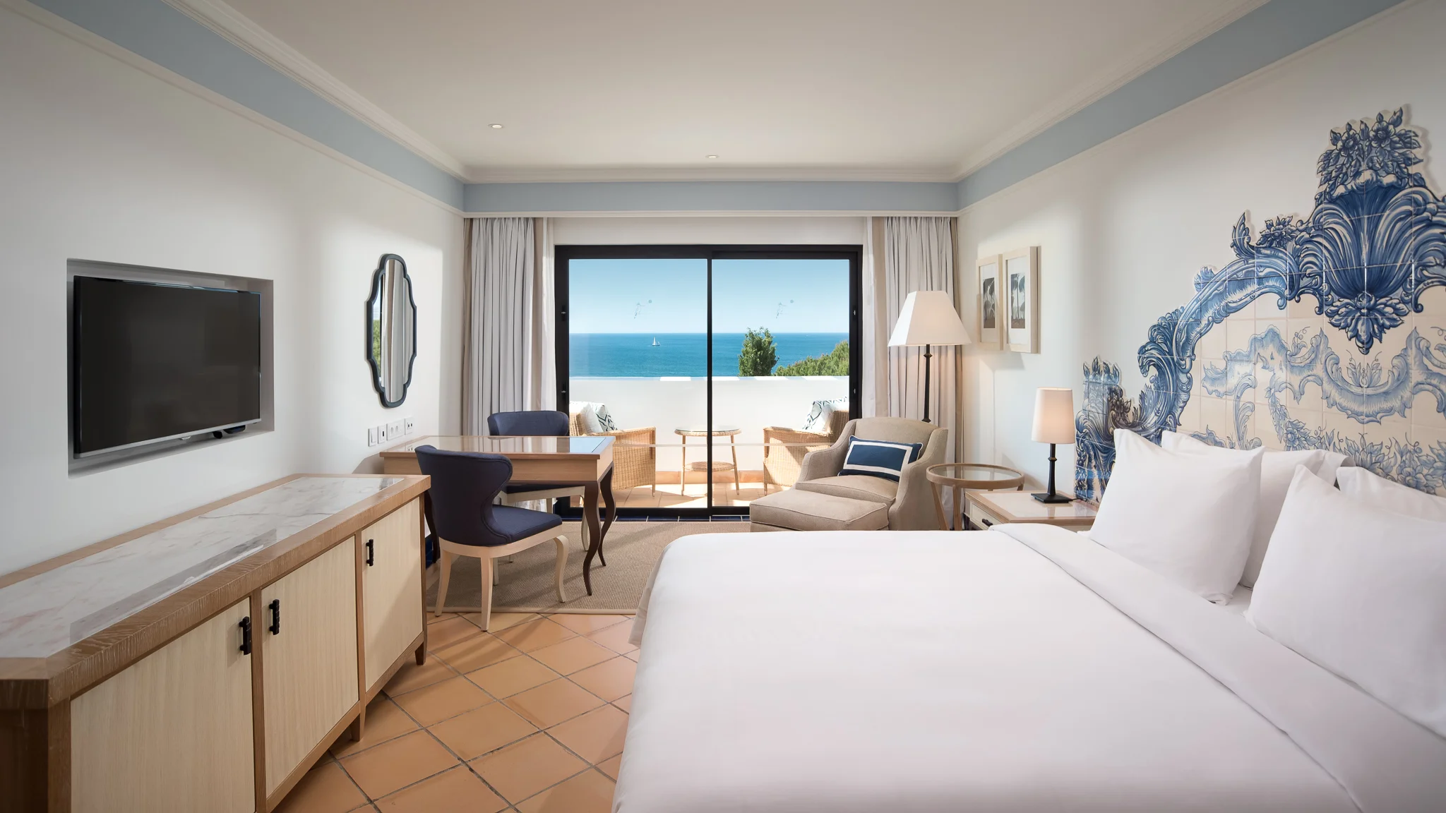Pine Cliffs Hotel-Deluxe Room.jpg