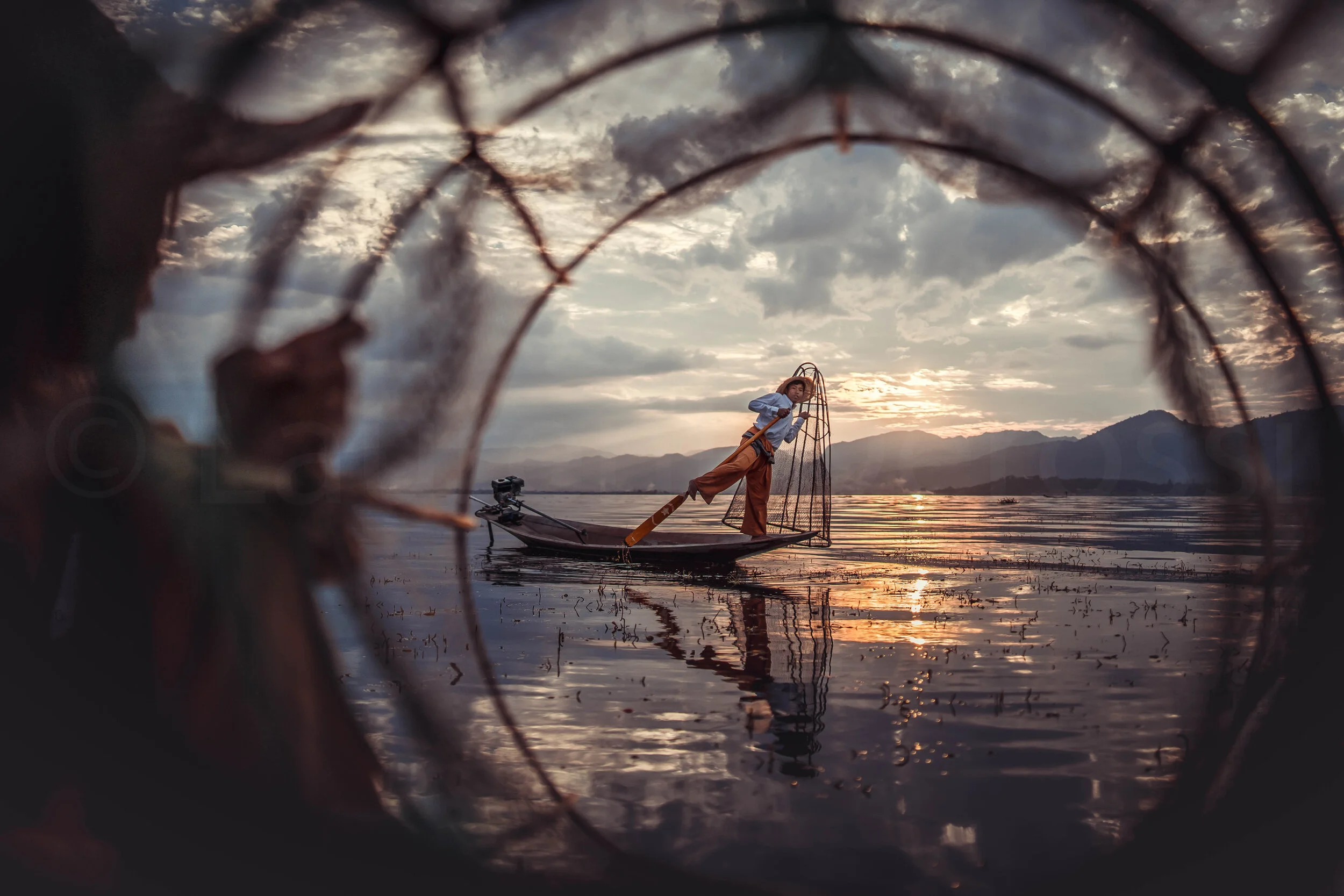 Inle_lake_Fisherman_LQ.jpg