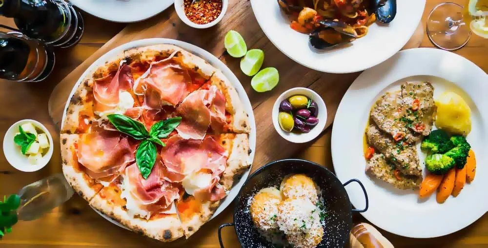 hero-image-ischia-restaurant-pizza.jpg