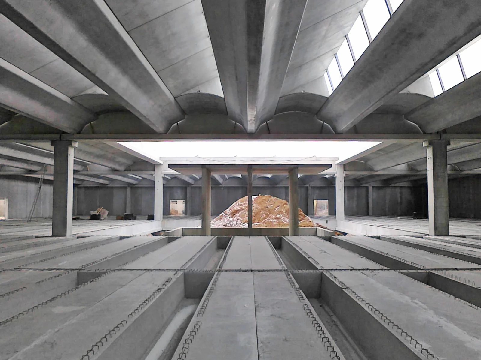 Green Village, termine posa tetto a shed