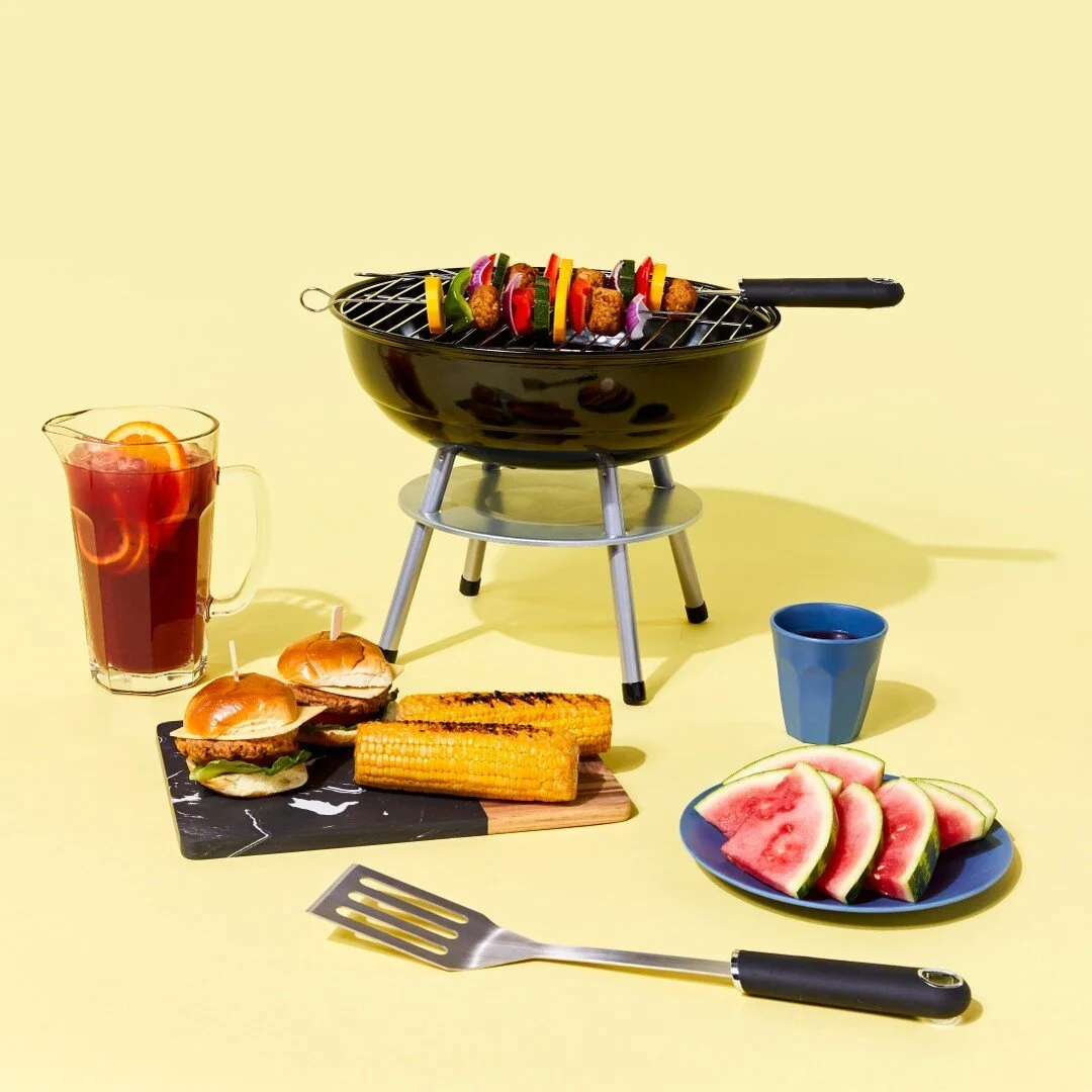 let's start the bbq season with these snacks and tools. styled for @hemanederland ⠀⠀⠀⠀⠀⠀⠀⠀⠀
⠀⠀⠀⠀⠀⠀⠀⠀⠀
#foodstyling #foodfotografie #fotografie #socialmedia #contentcreator #stylist #catering #foodcreations #bbqseason #bbqrecipes #bbqtools #hema #hema