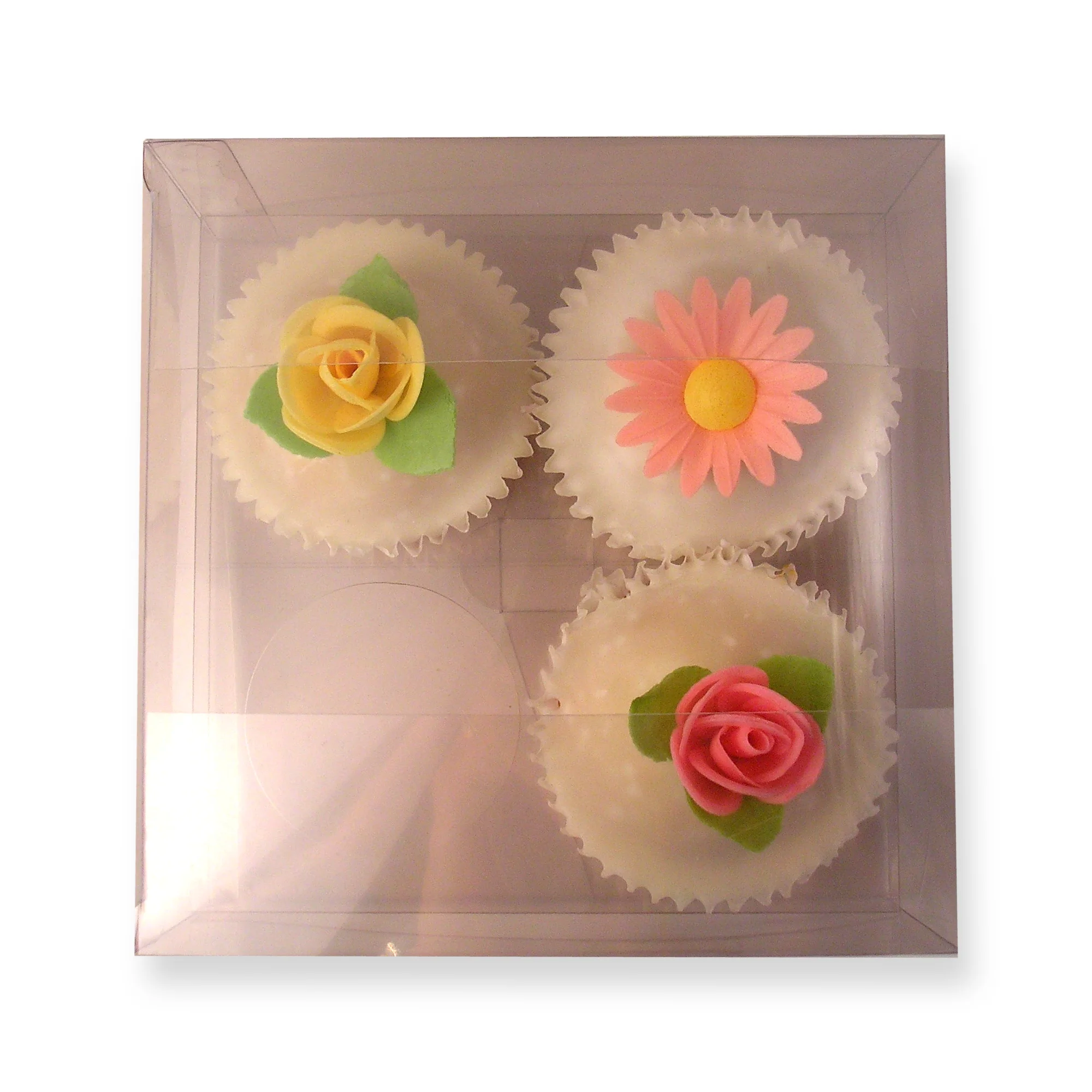 cupcake-boxes-four-cupcakes-2000-4-090118.jpg