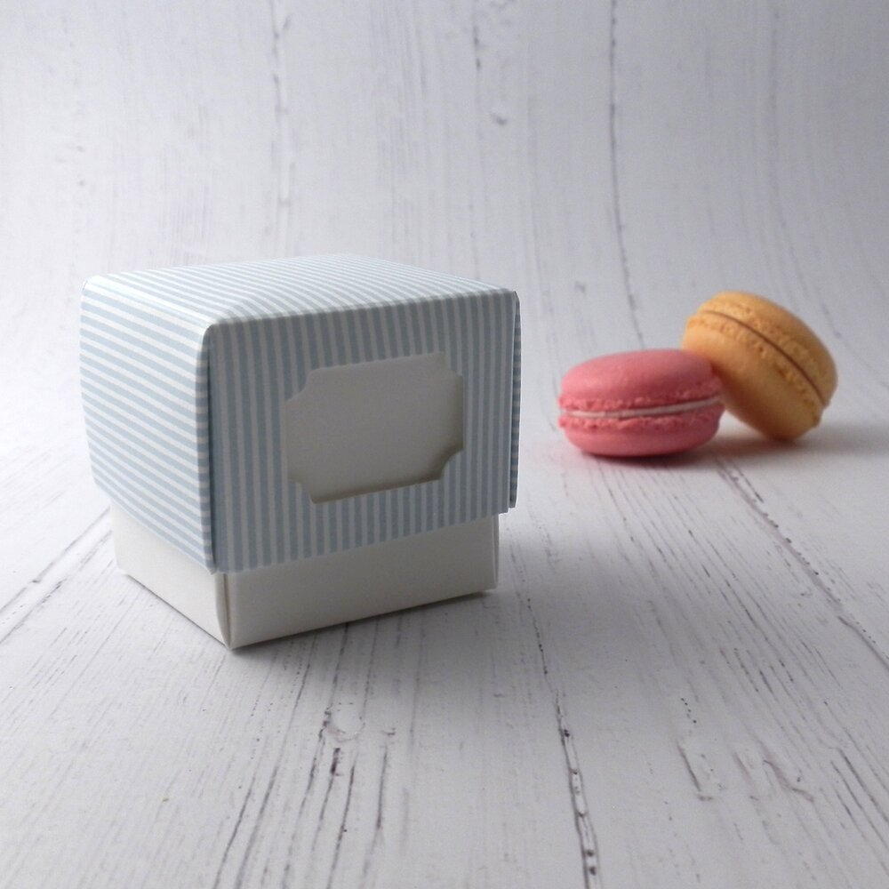 Macaron boxes with blue stripes: Pack of 10