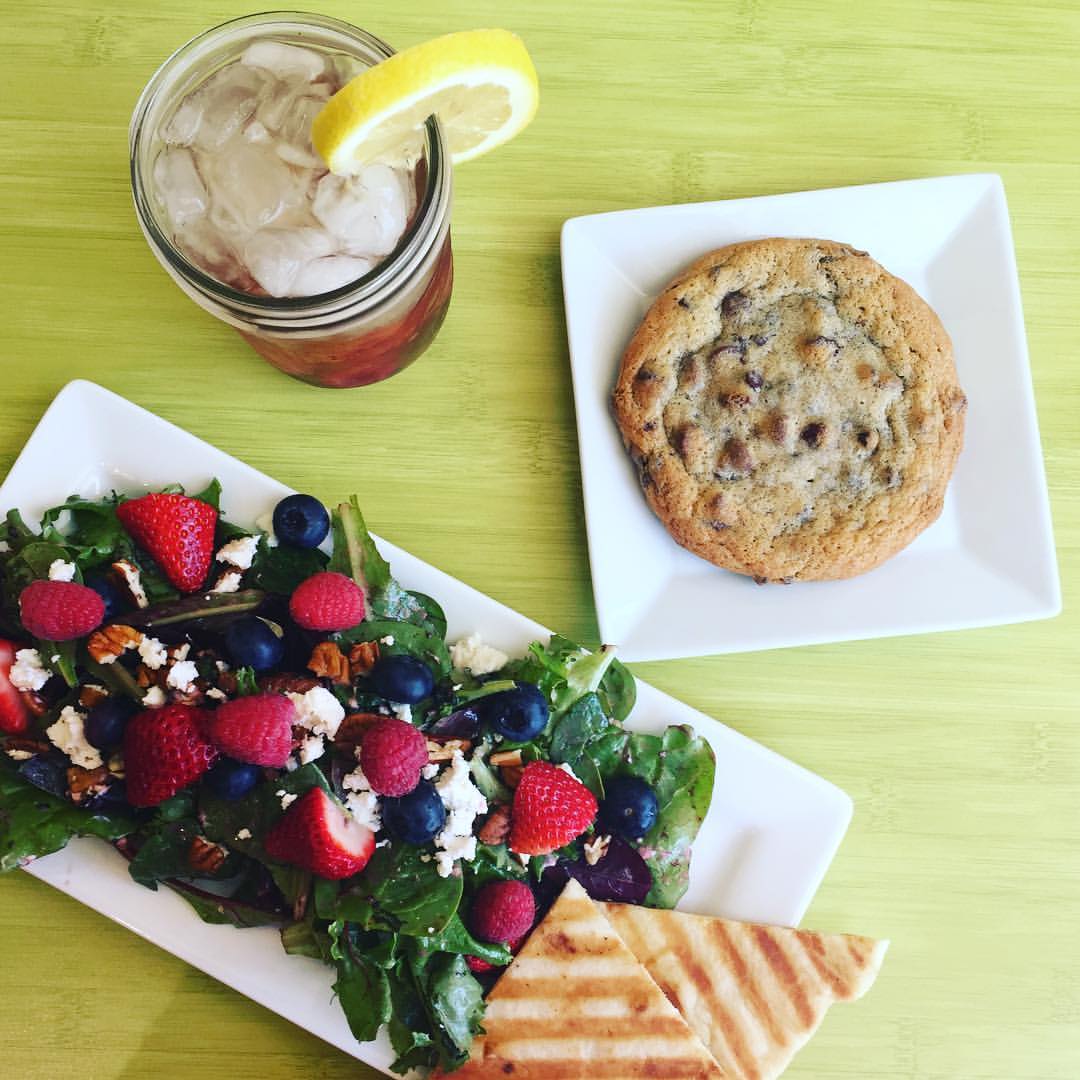 salad&tea.jpg