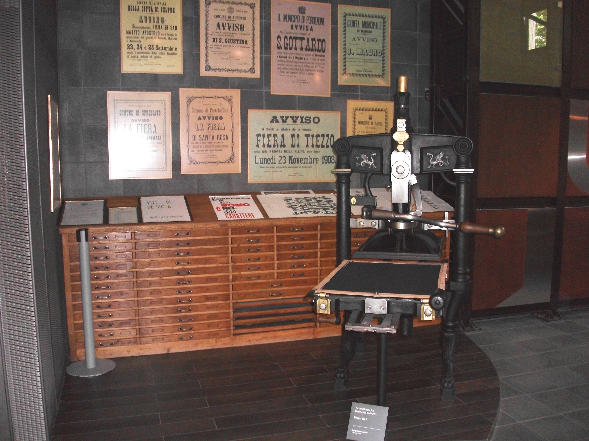 Press on display at Tipoteca