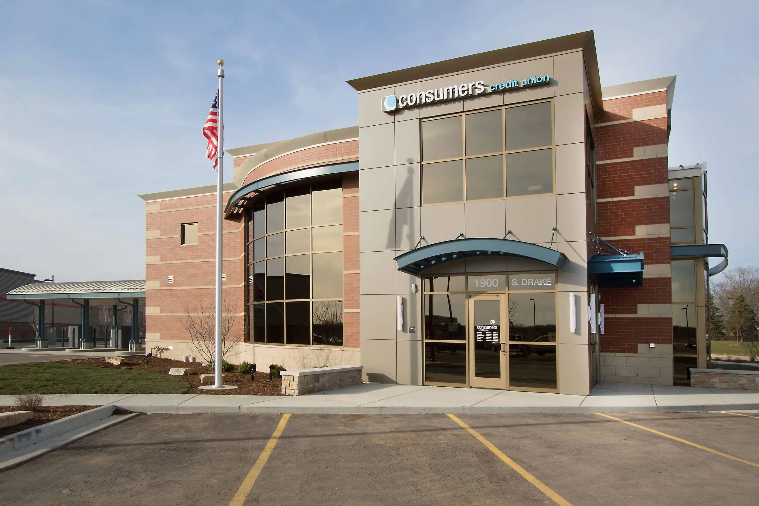 Consumers Credit Union Corner @ Drake Branch