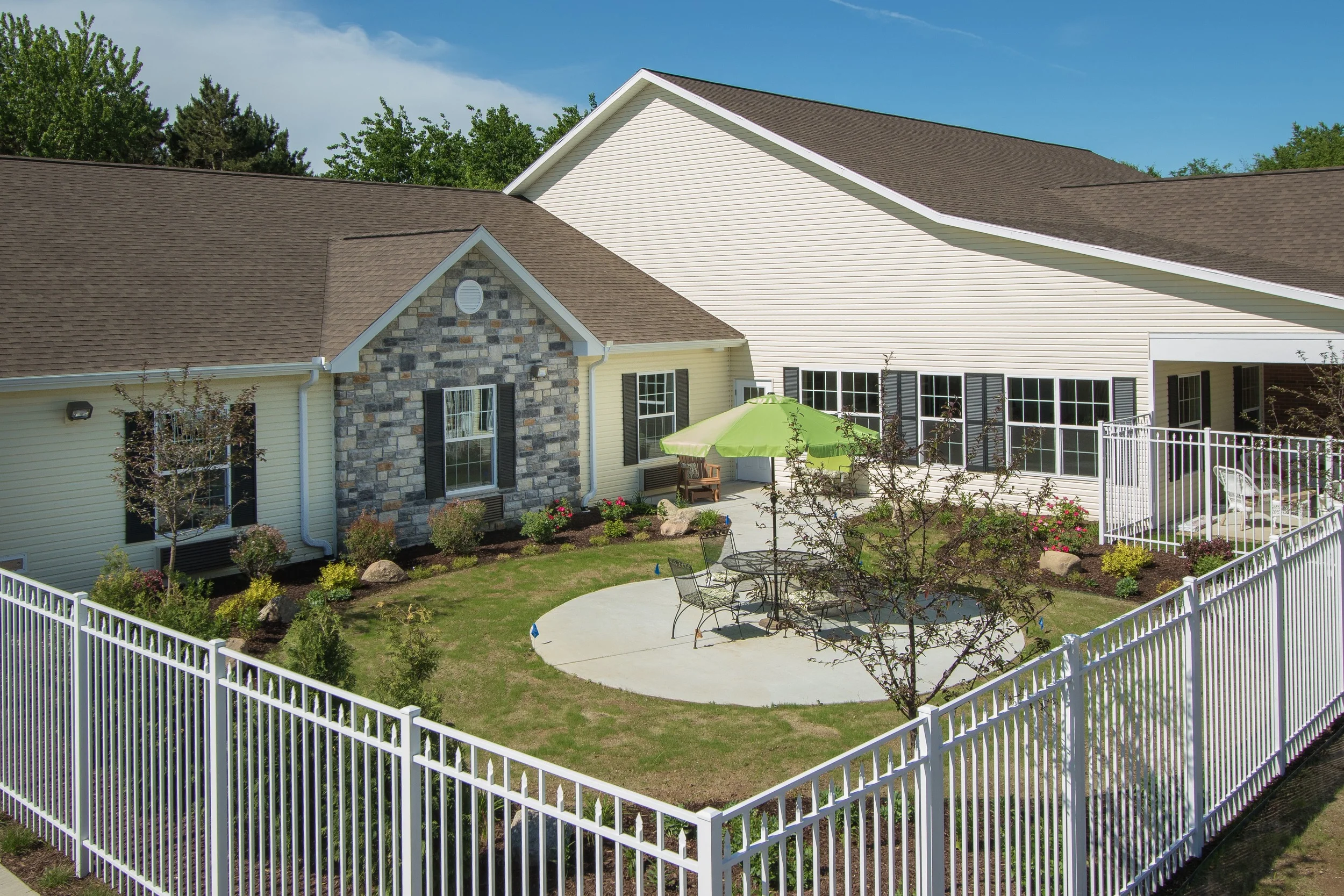 Bickford+Exterior_stitting+area-min[1].JPG