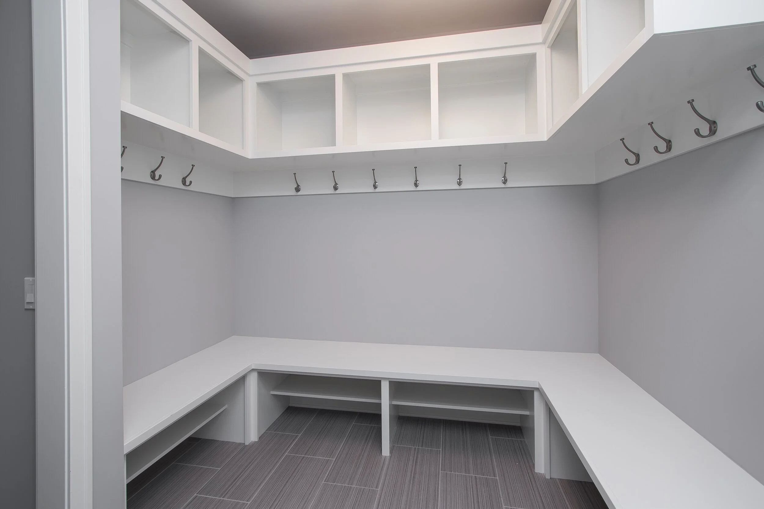 4 25 2017 HS-02-043_CUS_Closet-min.JPG