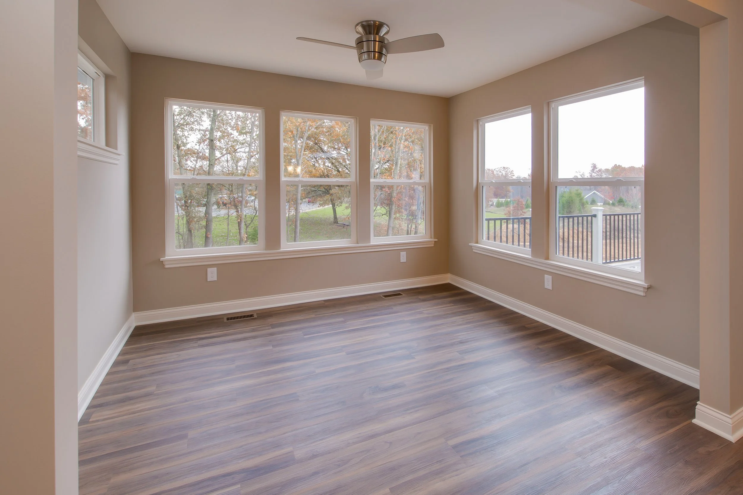 11 21 2017_WR-01-038_Bluebell_Sunroom.JPG